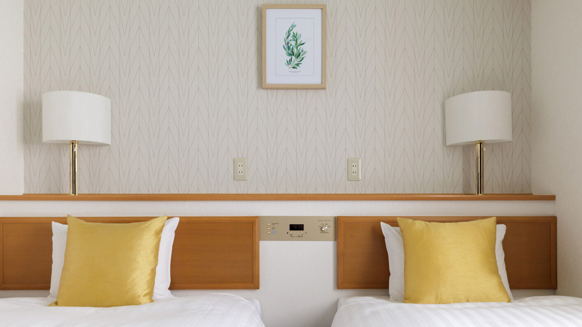 【禁煙】ツインルームB　セミダブルベッド１台・シングルベッド１台