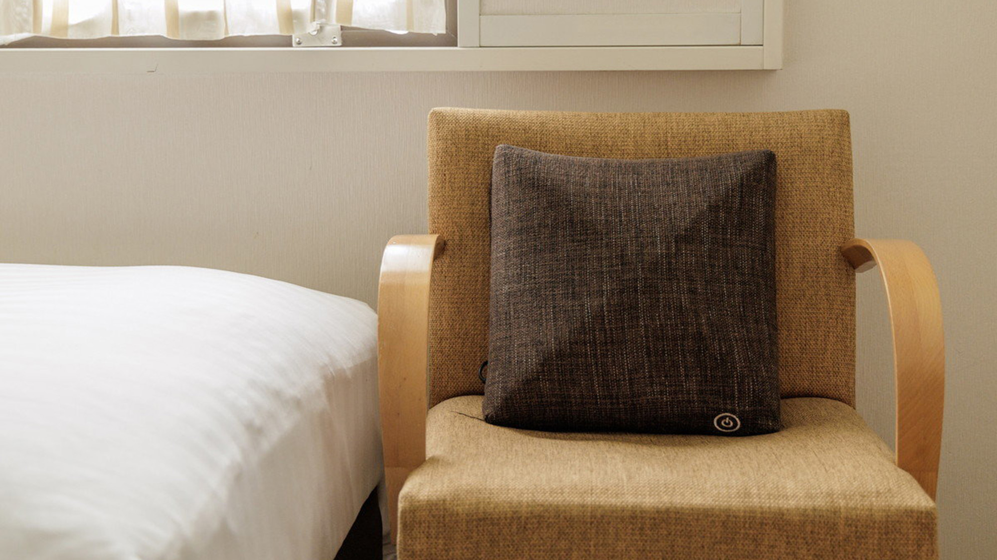 【禁煙】ツインルームA　ソファにはマッサージクッションがございます