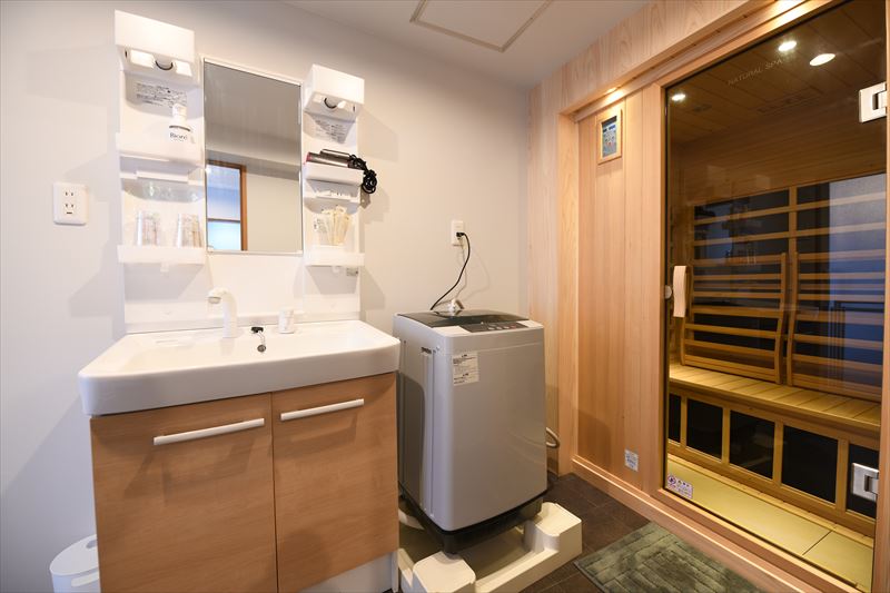 サウナ室・脱衣所