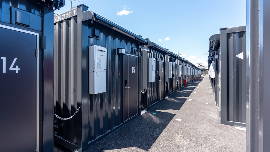 【連泊プラン（フル清掃）】連泊におすすめ！毎日フル清掃★軽食＆ホットドリンク付【駐車場至近＆無料】