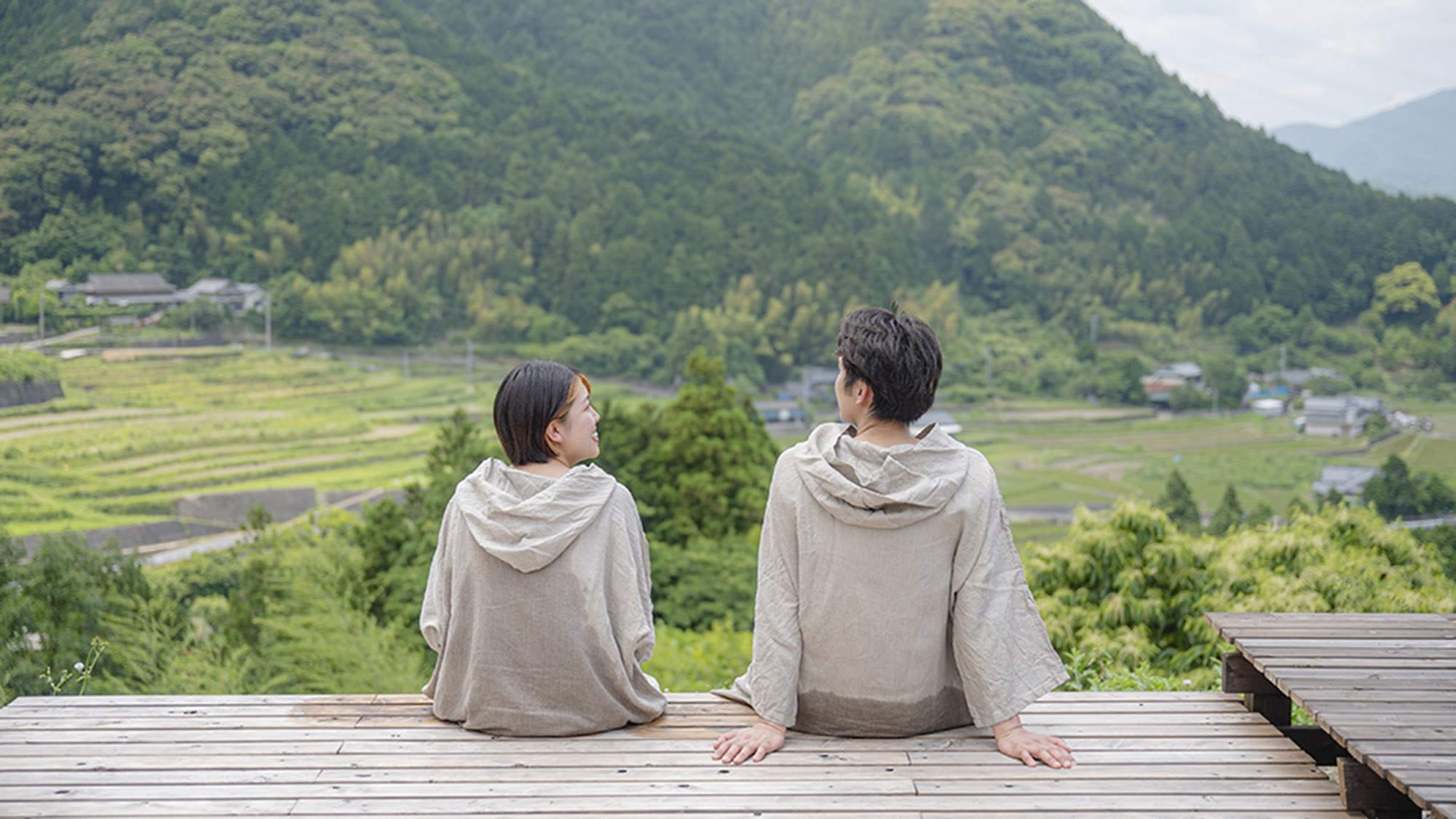 ・【ウッドデッキ】こちらのリラックスウェアは無料でご利用いただけます