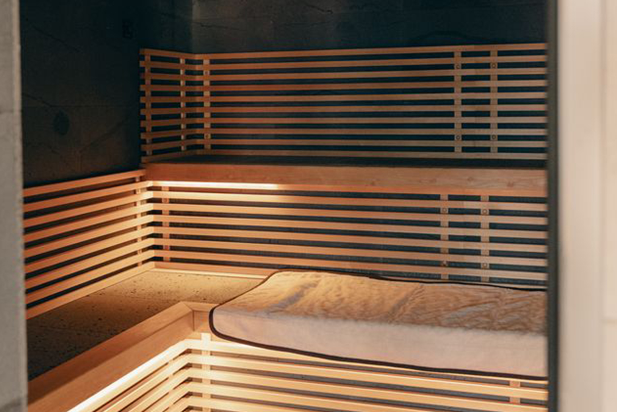 【マグマスパ式サウナ】