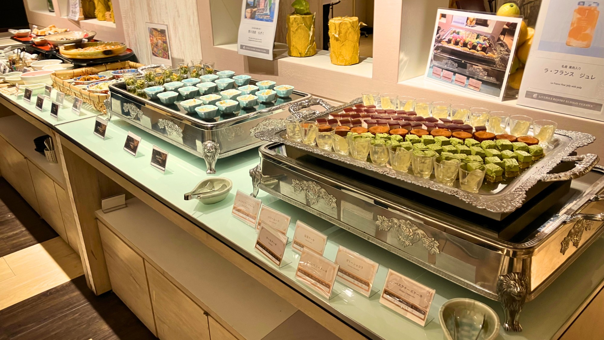 【レストラン】料理長厳選の『地産地消の新鮮な刺身』『いくら』『ステーキ』『天ぷら』などが食べ放題