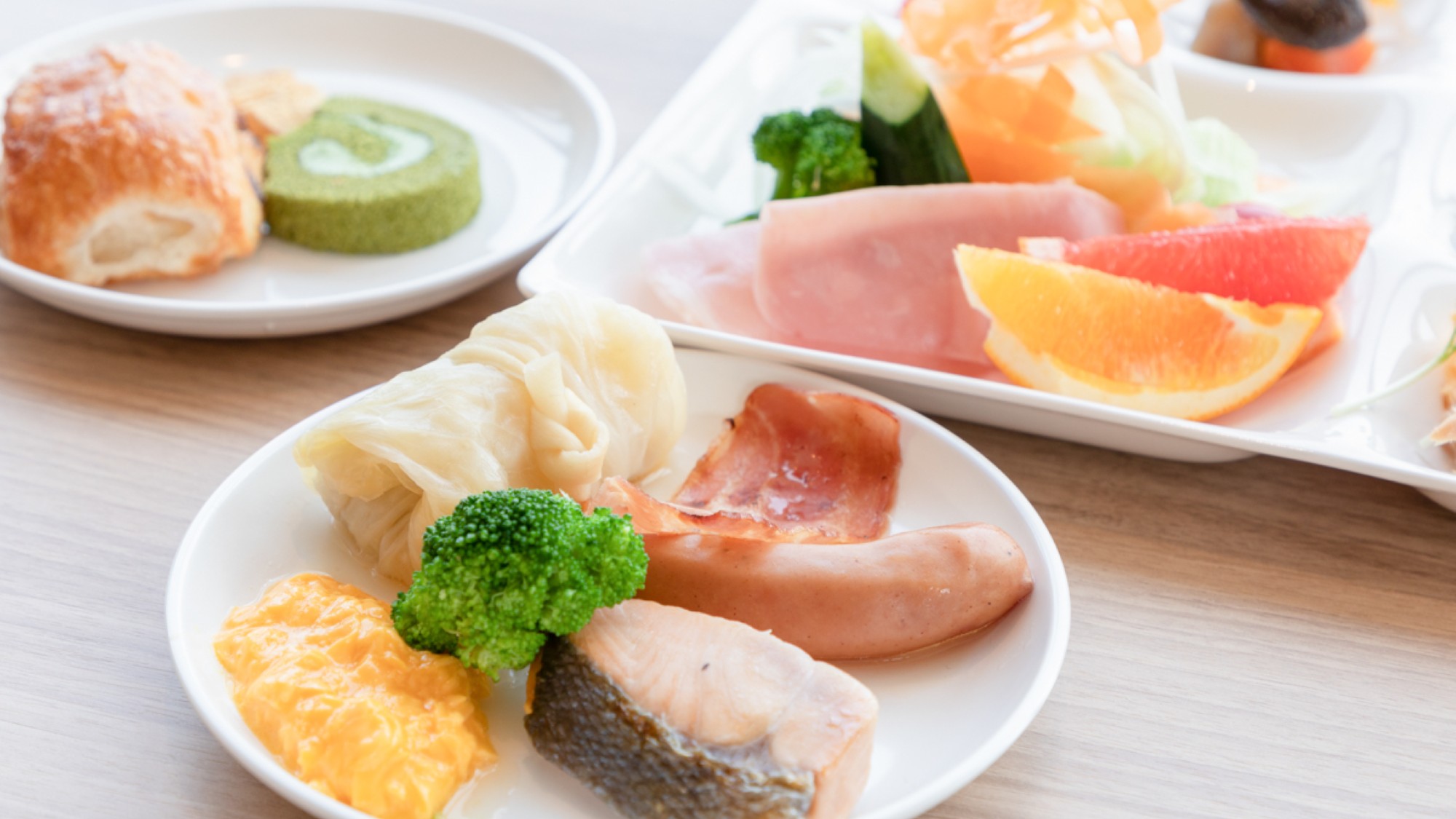 朝食ビュッフェ