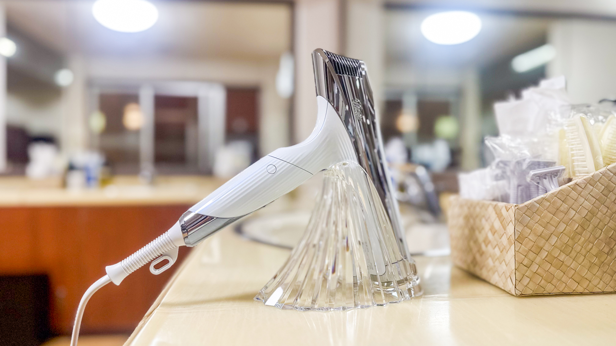 洗面台 「ReFa」ドライヤー