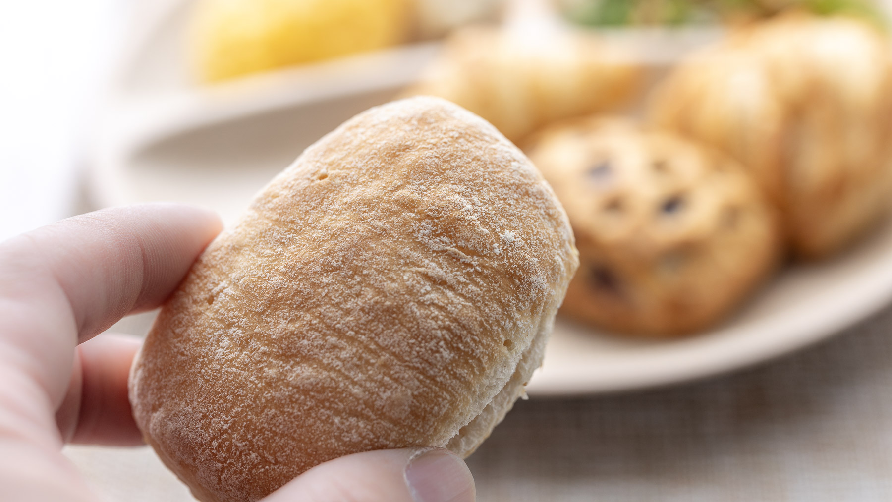 有機素材の無添加パン【BIOロール】