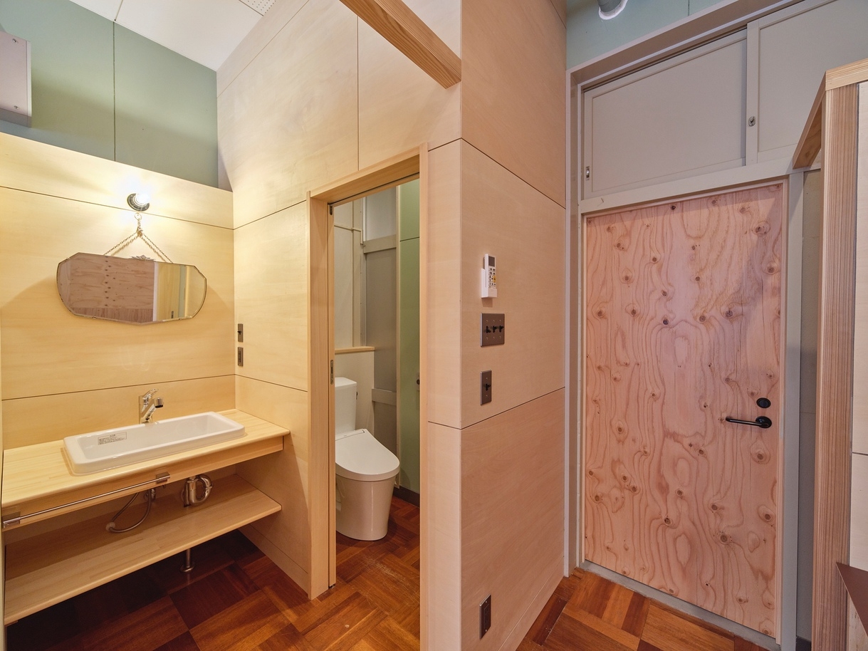 ２名様以下【ざわざわ】黒板のある教室にお泊まり！（食事なし）