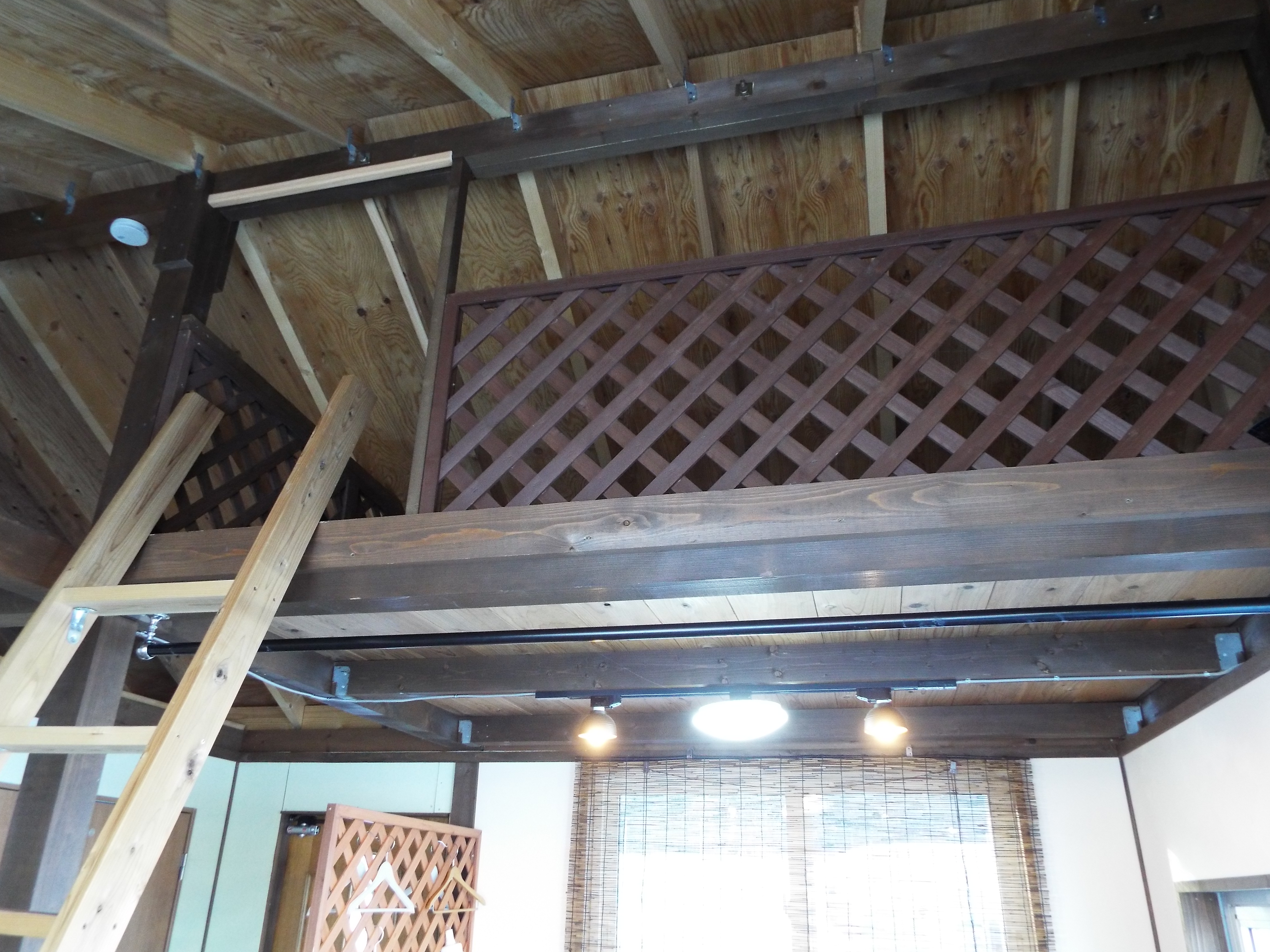 ロフトに上がる階段