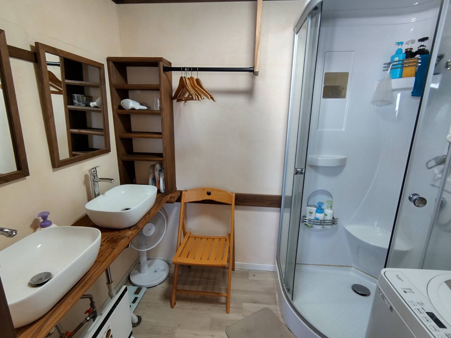 シャワールーム