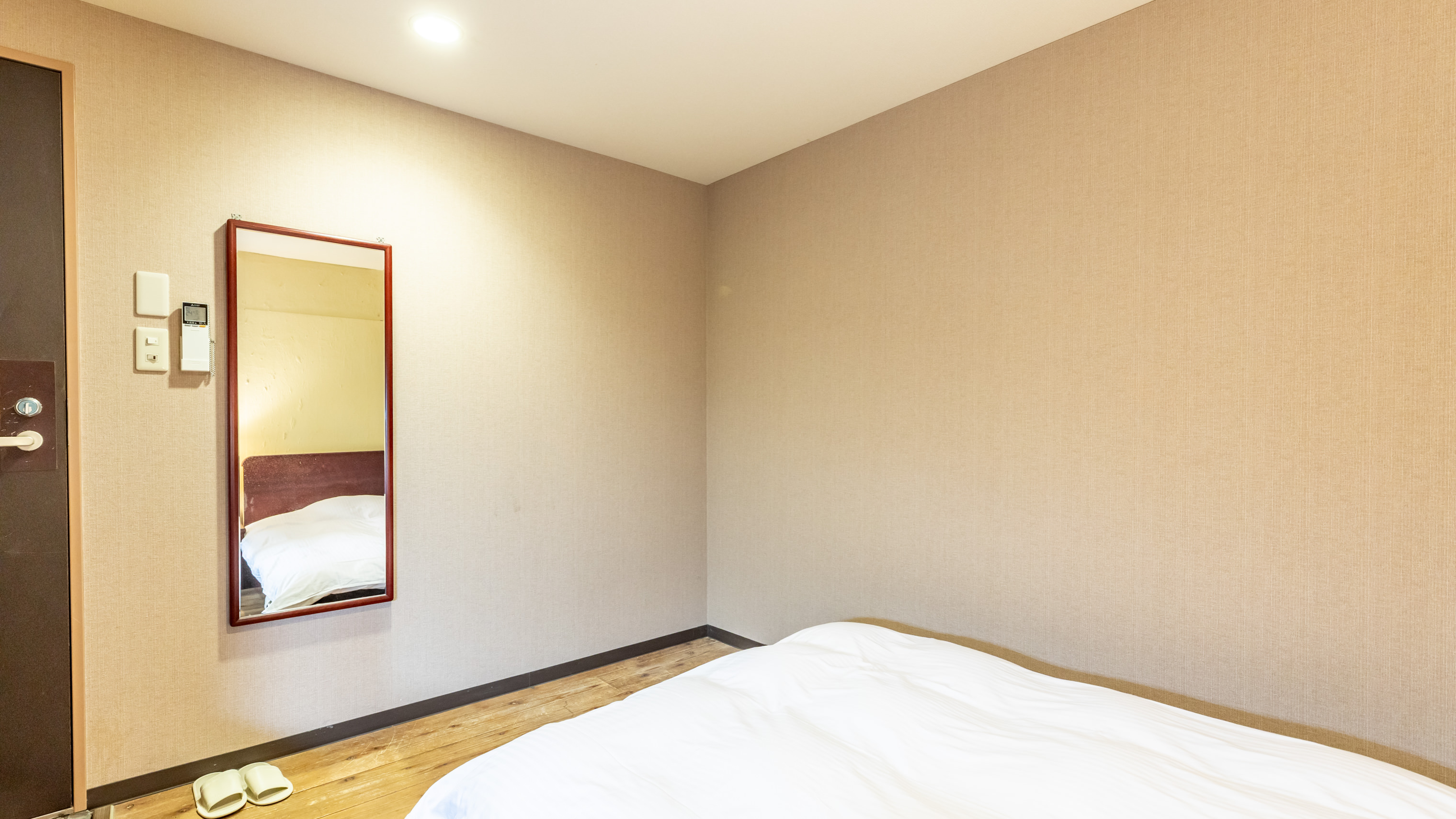 【禁煙】シングルルーム（バス・トイレ共有）