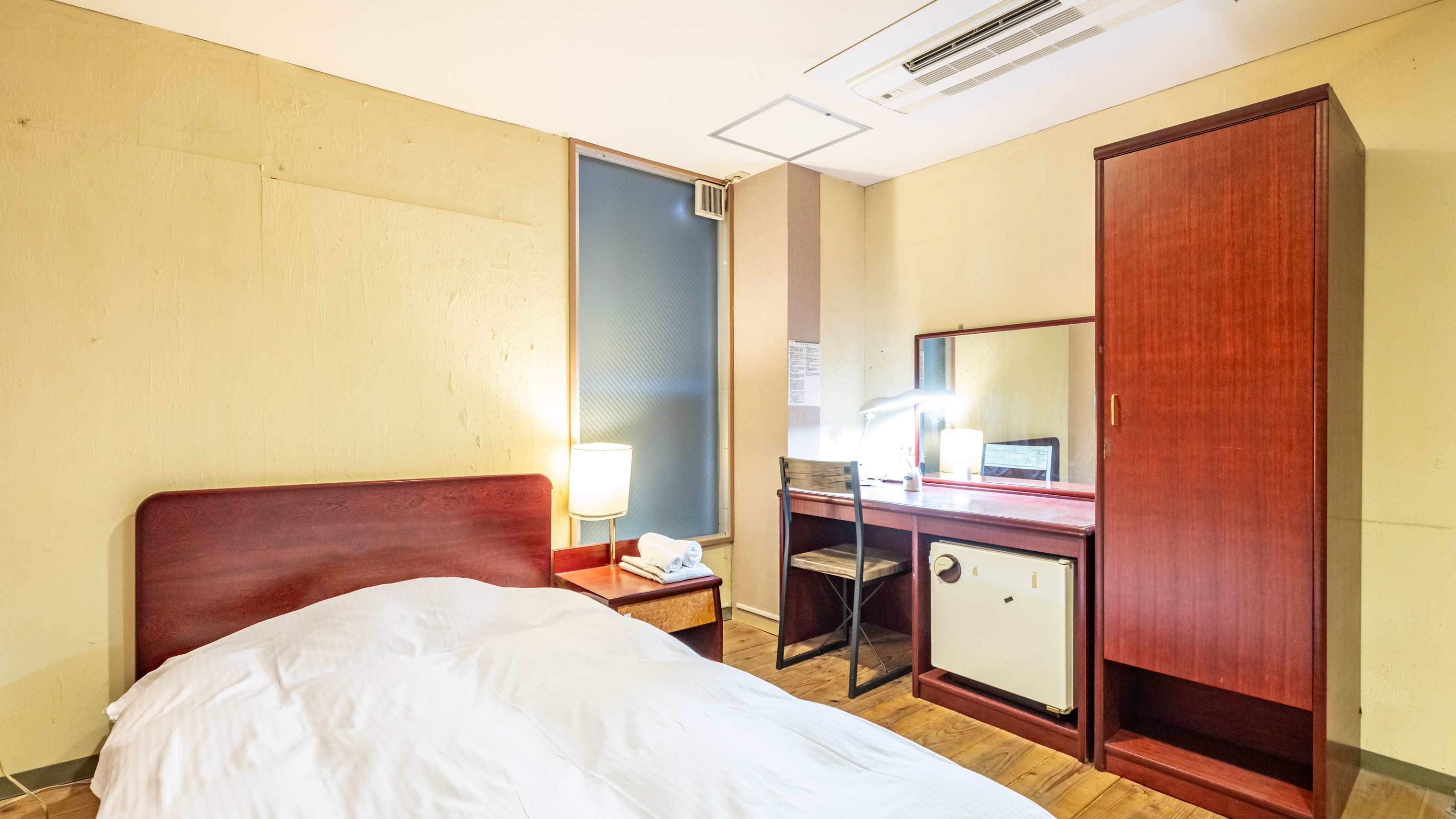 【禁煙】シングルルーム（バス・トイレ共有）