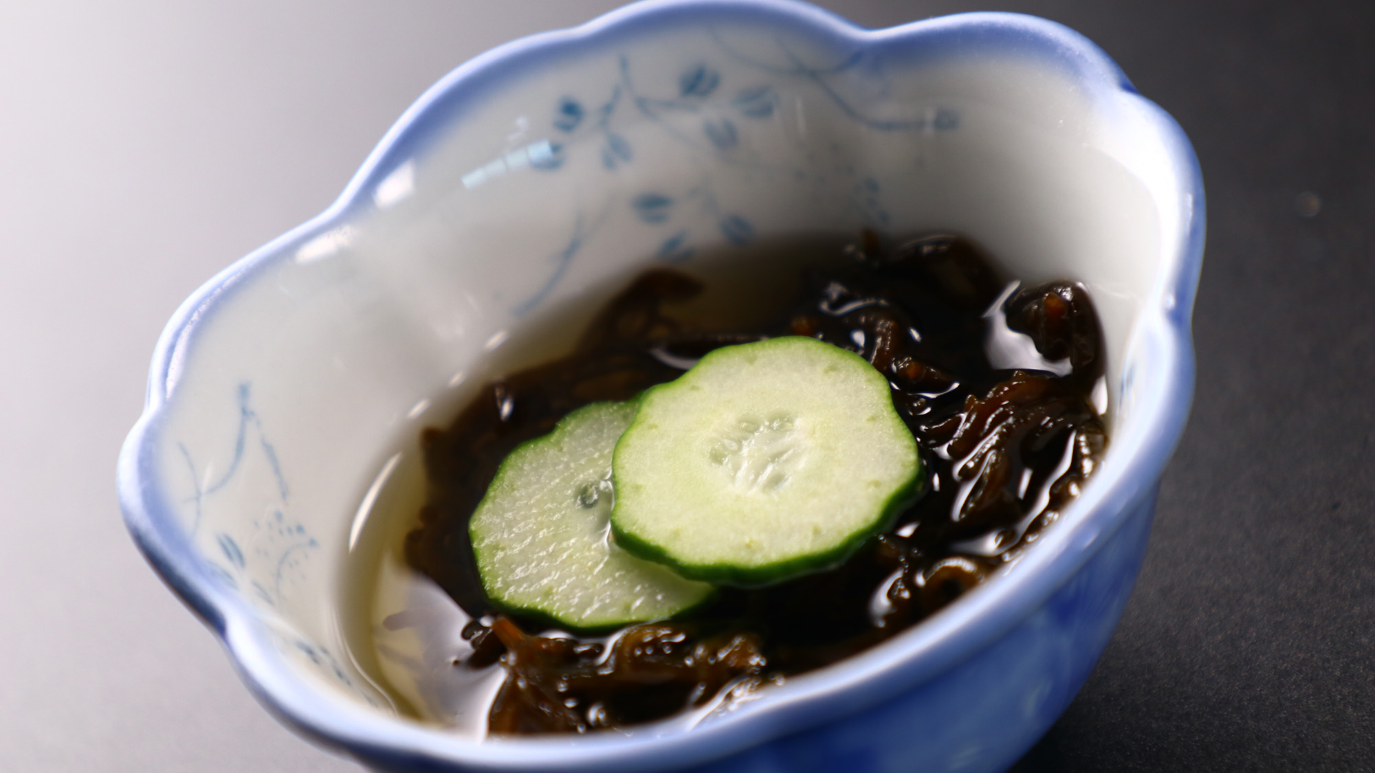 料理_夕食_先付一例_もずく酢*