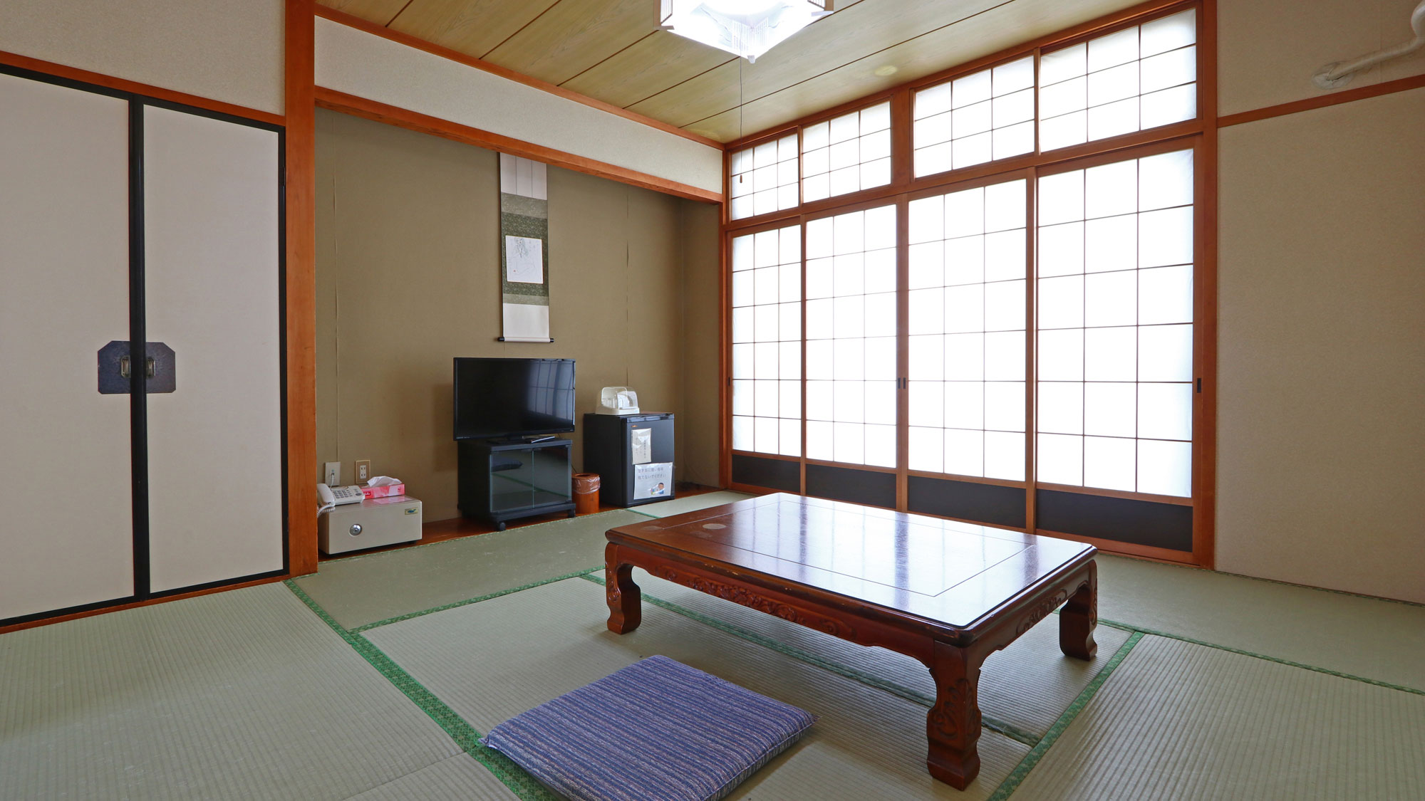 客室_3F客室夏の間。和室8畳のカップル、御夫婦向け客室*