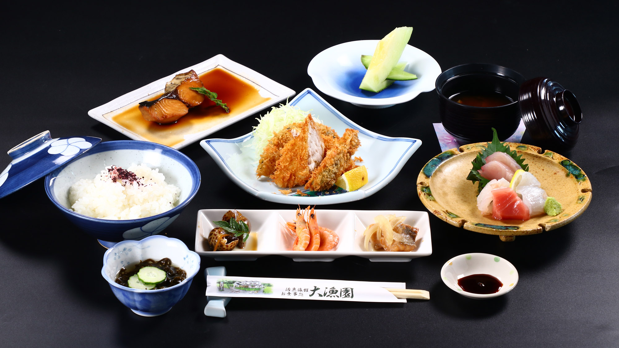 料理_夕食_全体_2750コース*