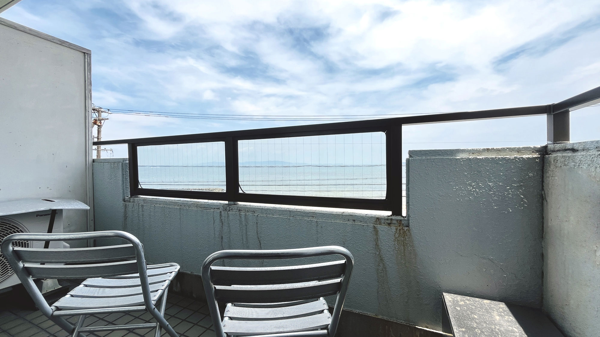 客室_客室はすべてオーシャンビュー。テラスからは海一望です*