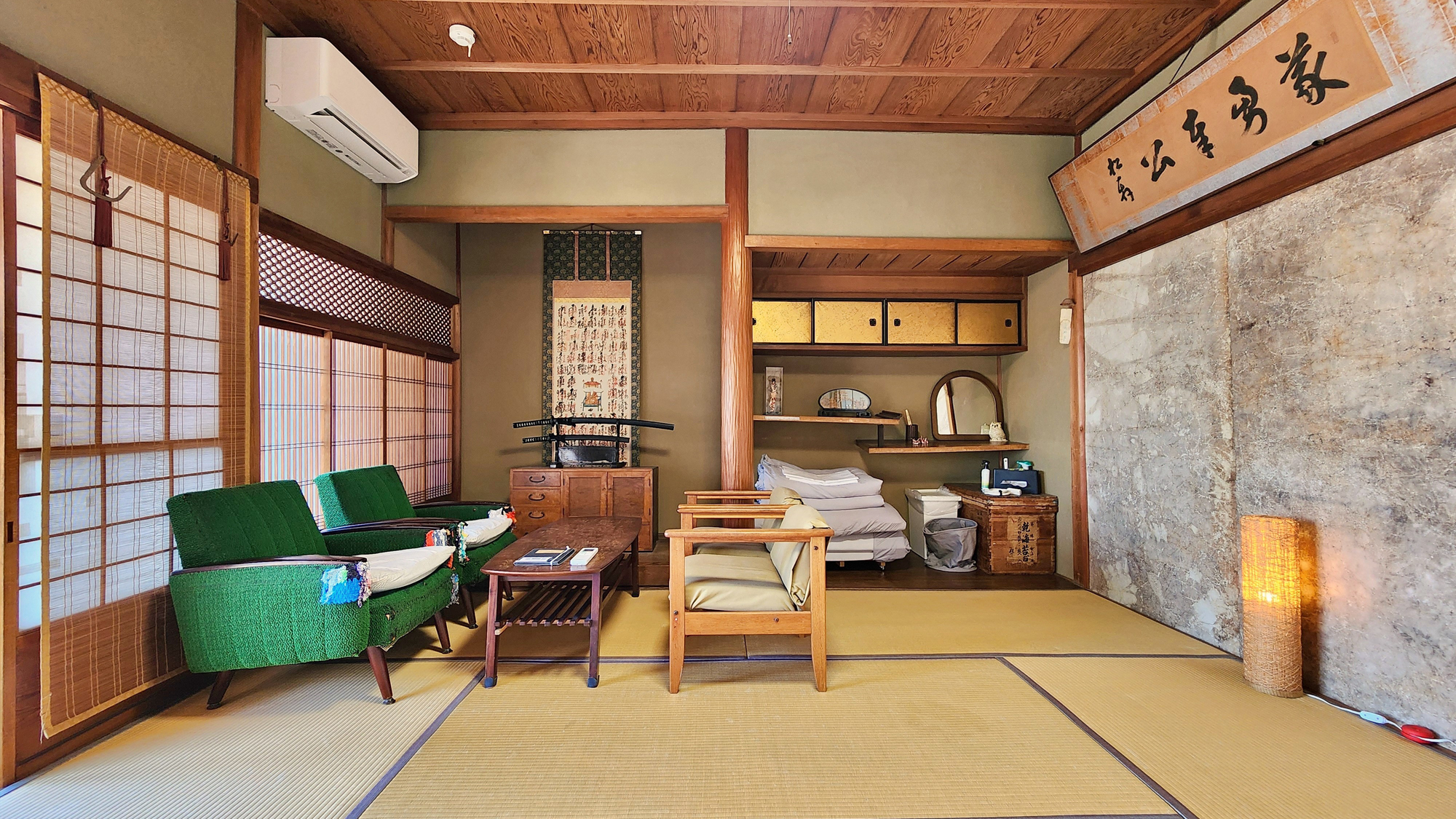 【客室（松）】