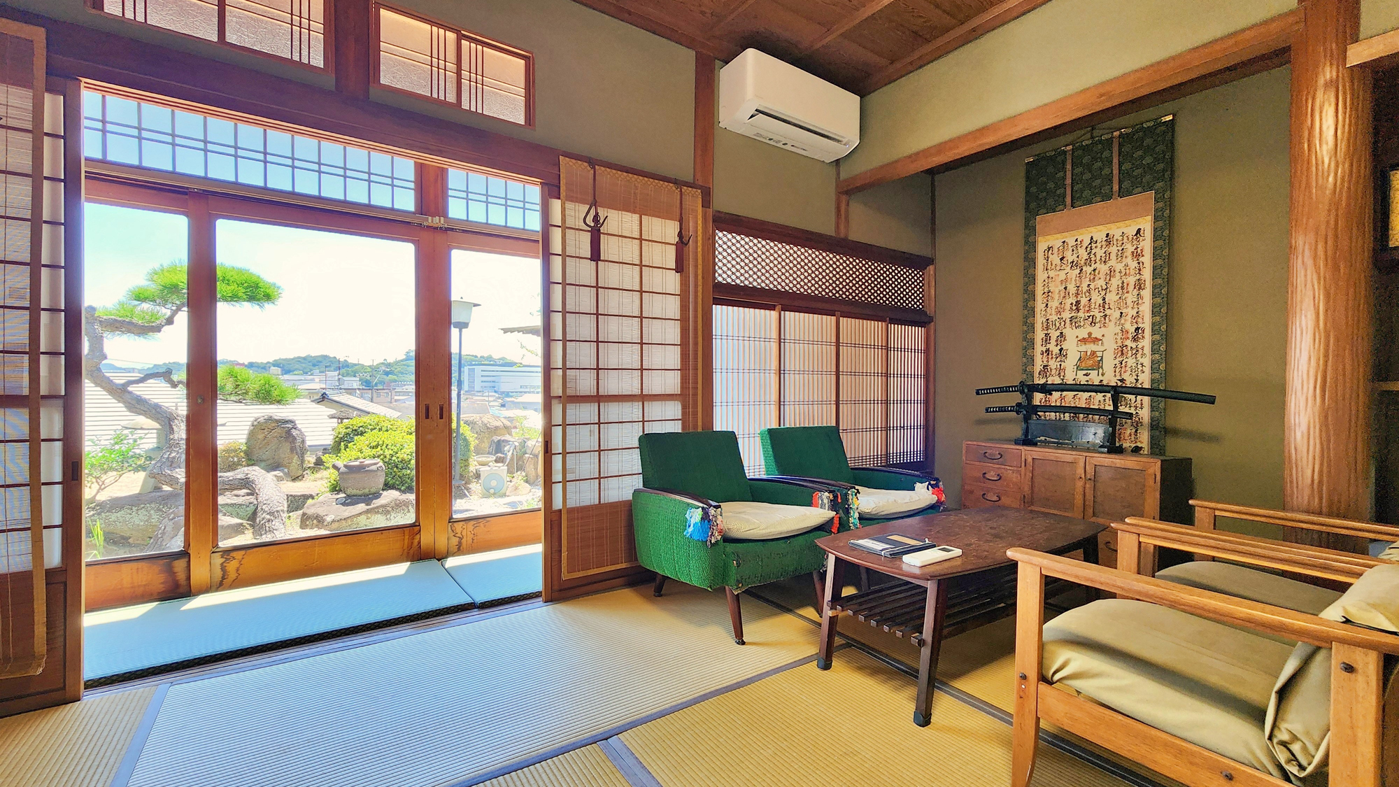 【客室（松）】