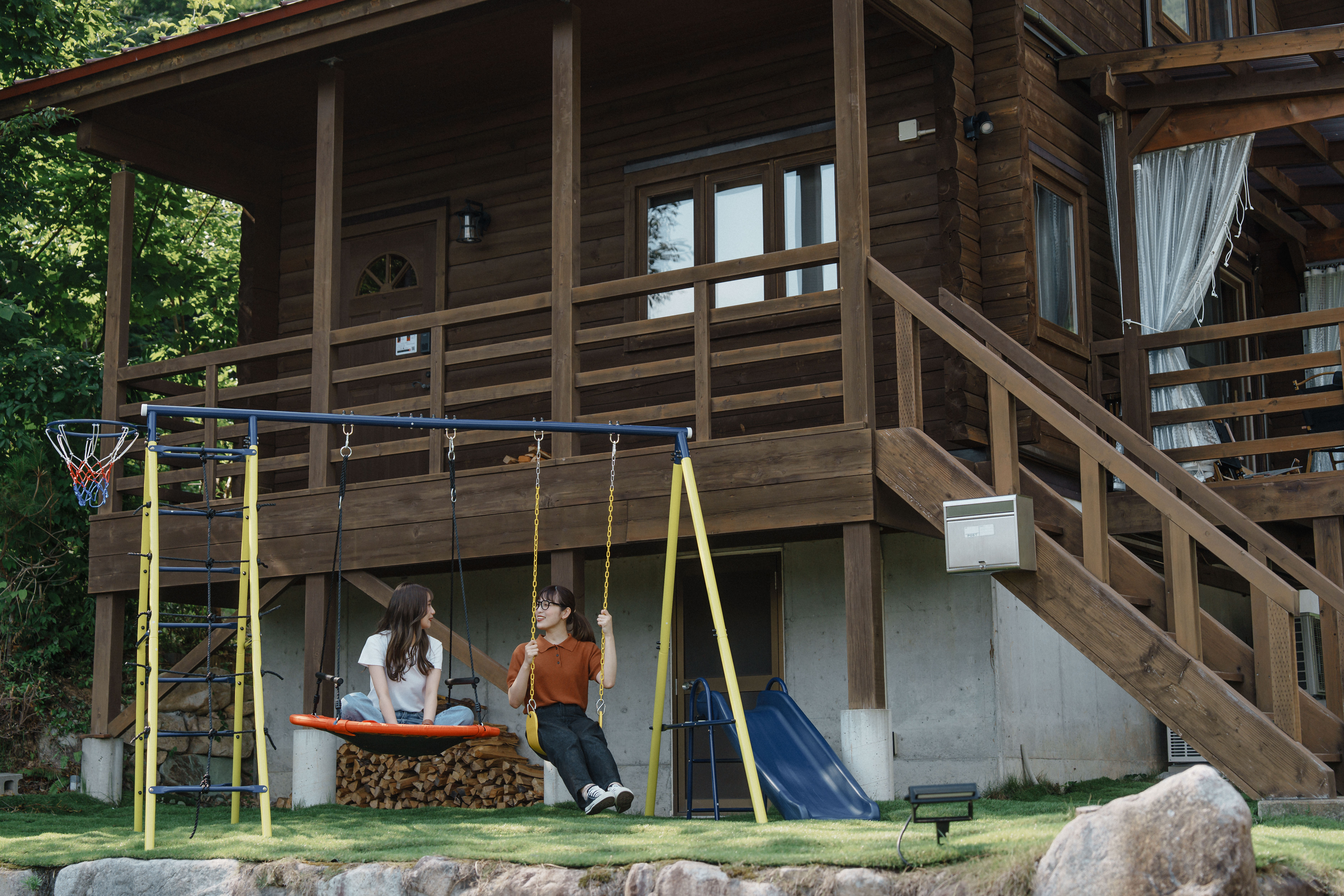 お子様にも人気の外遊具♪