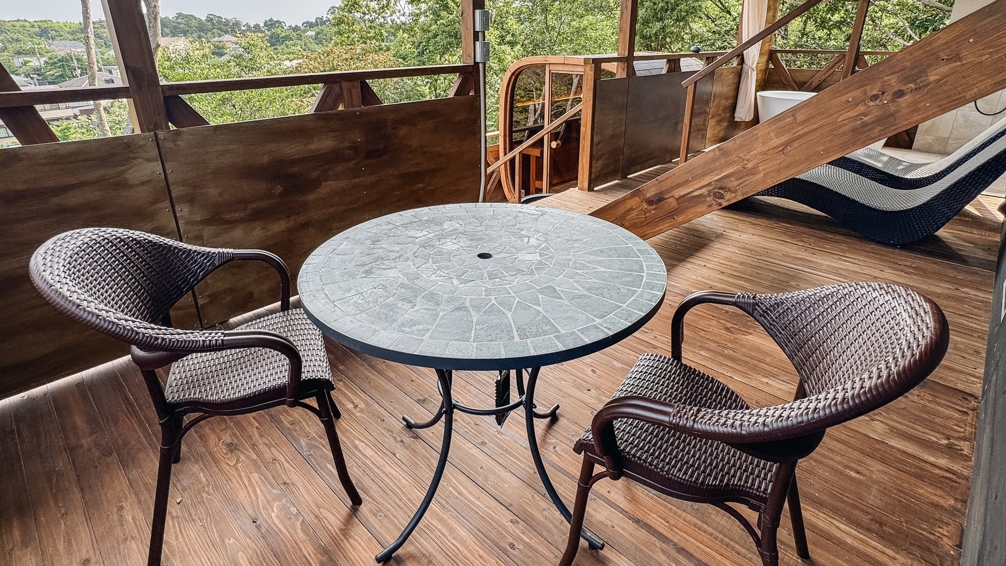 テラス(喫煙スペース)