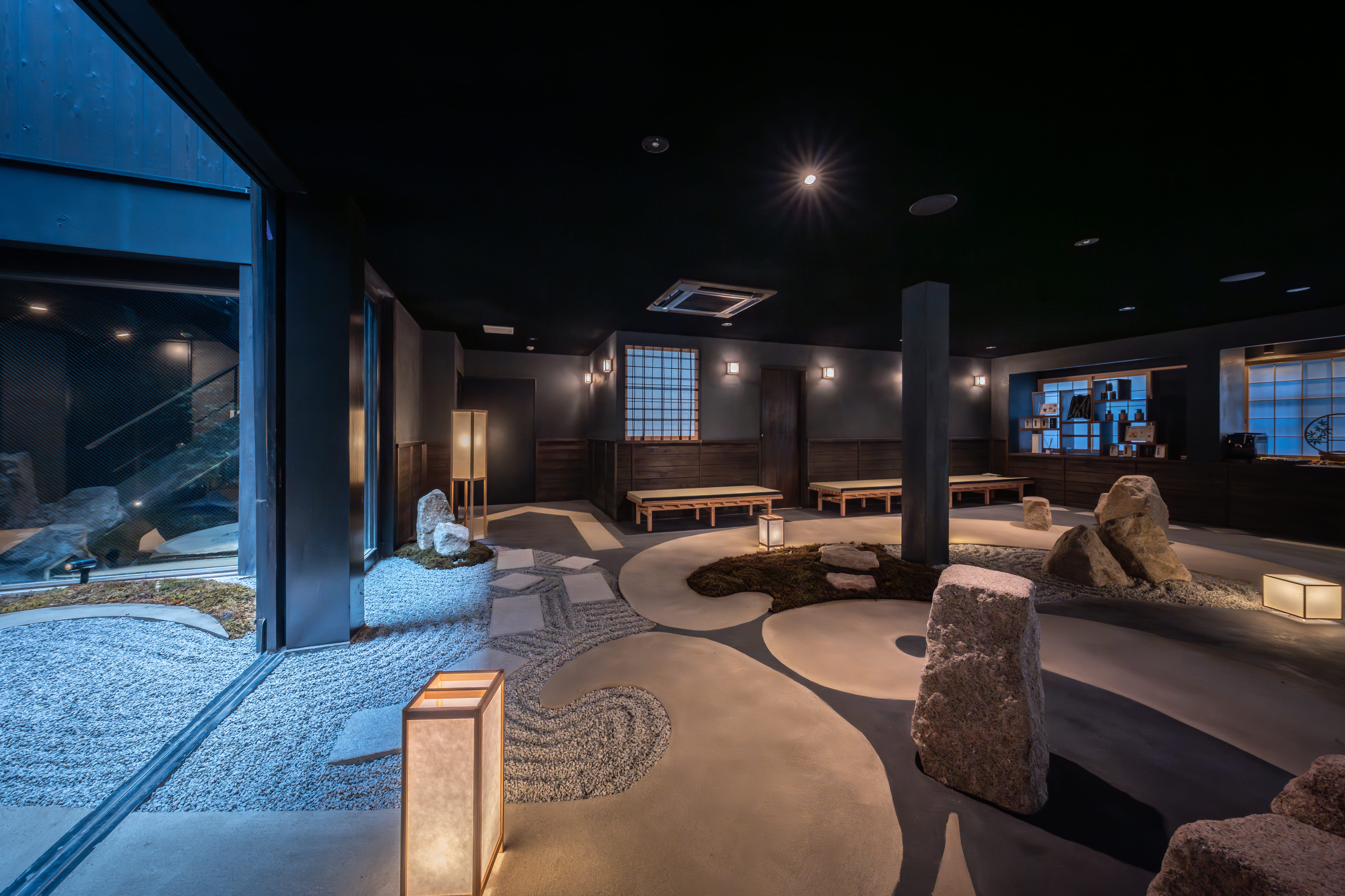 フロント・ロビー2