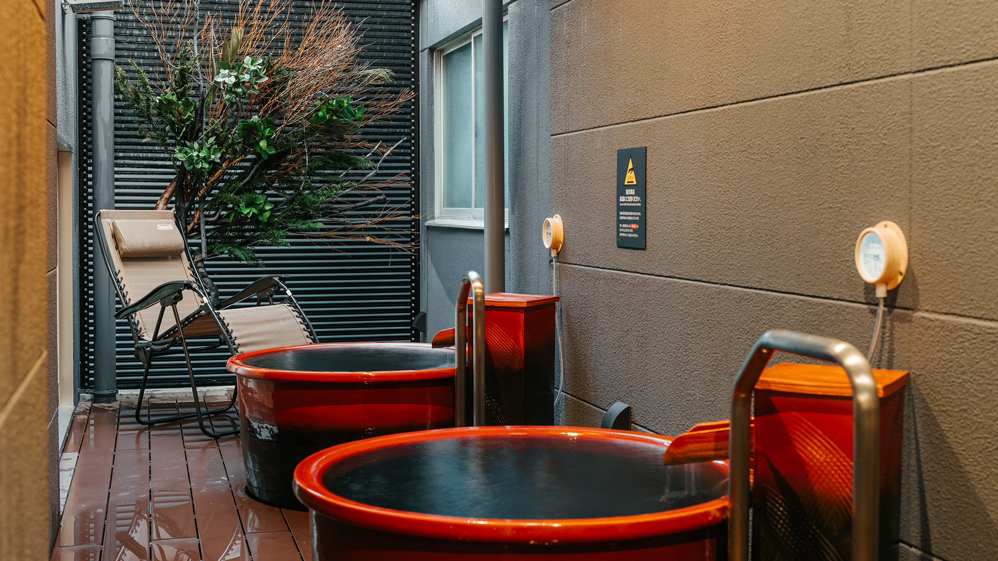 女性露天風呂_1