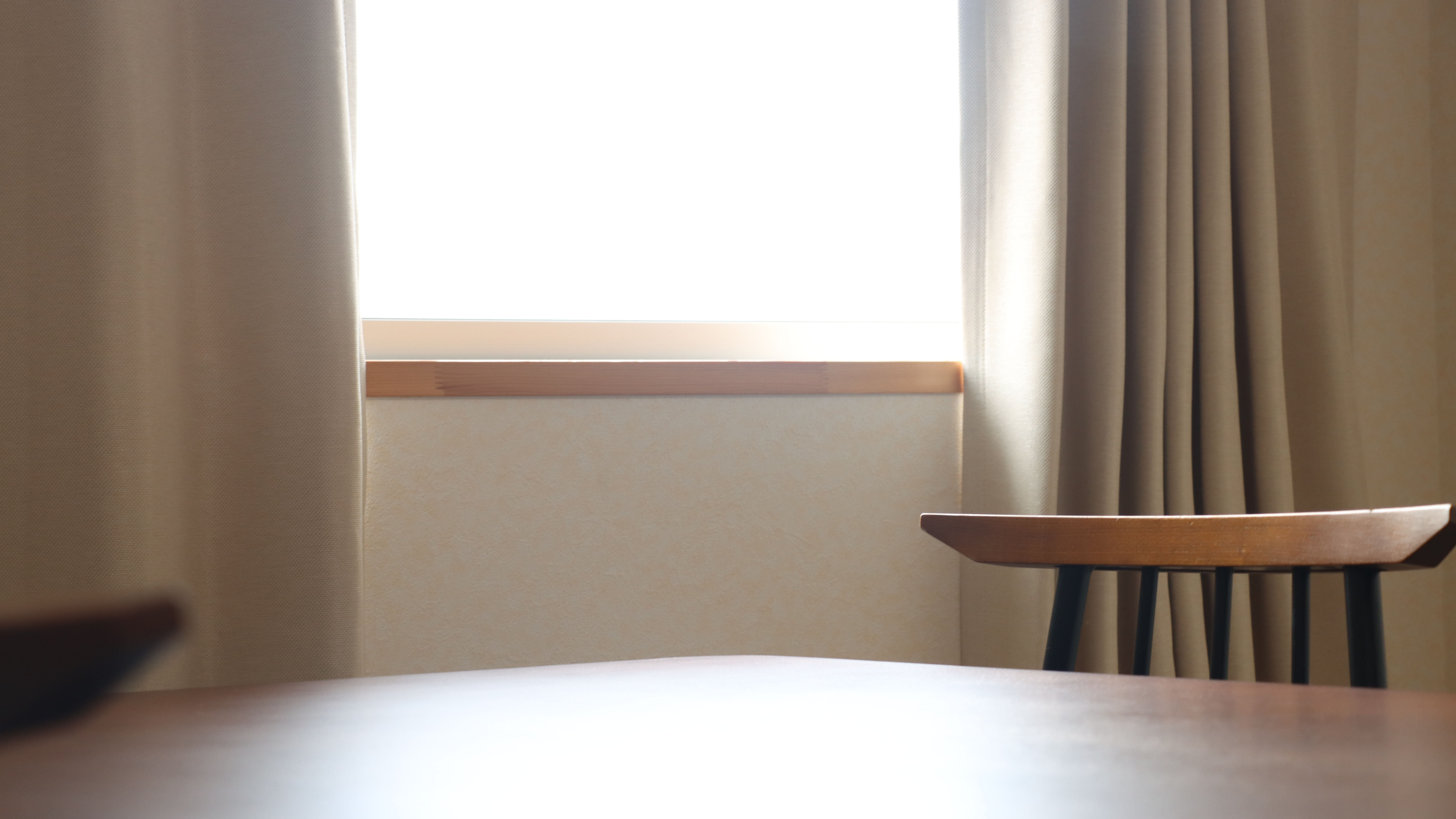 お食事や談笑の場にも♪