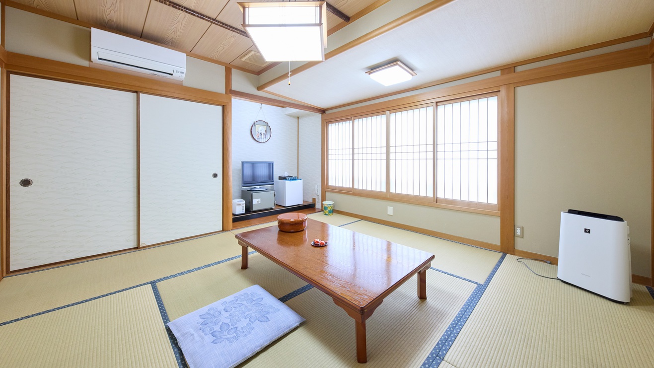 こじんまり和室　トイレ・洗面付き