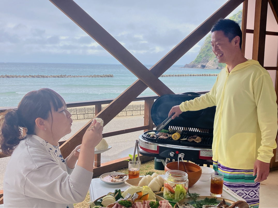 【日帰りBBQ昼食プラン】手ぶらでOK！新鮮な海の幸＆お肉を堪能☆海辺でＢＢＱ♪