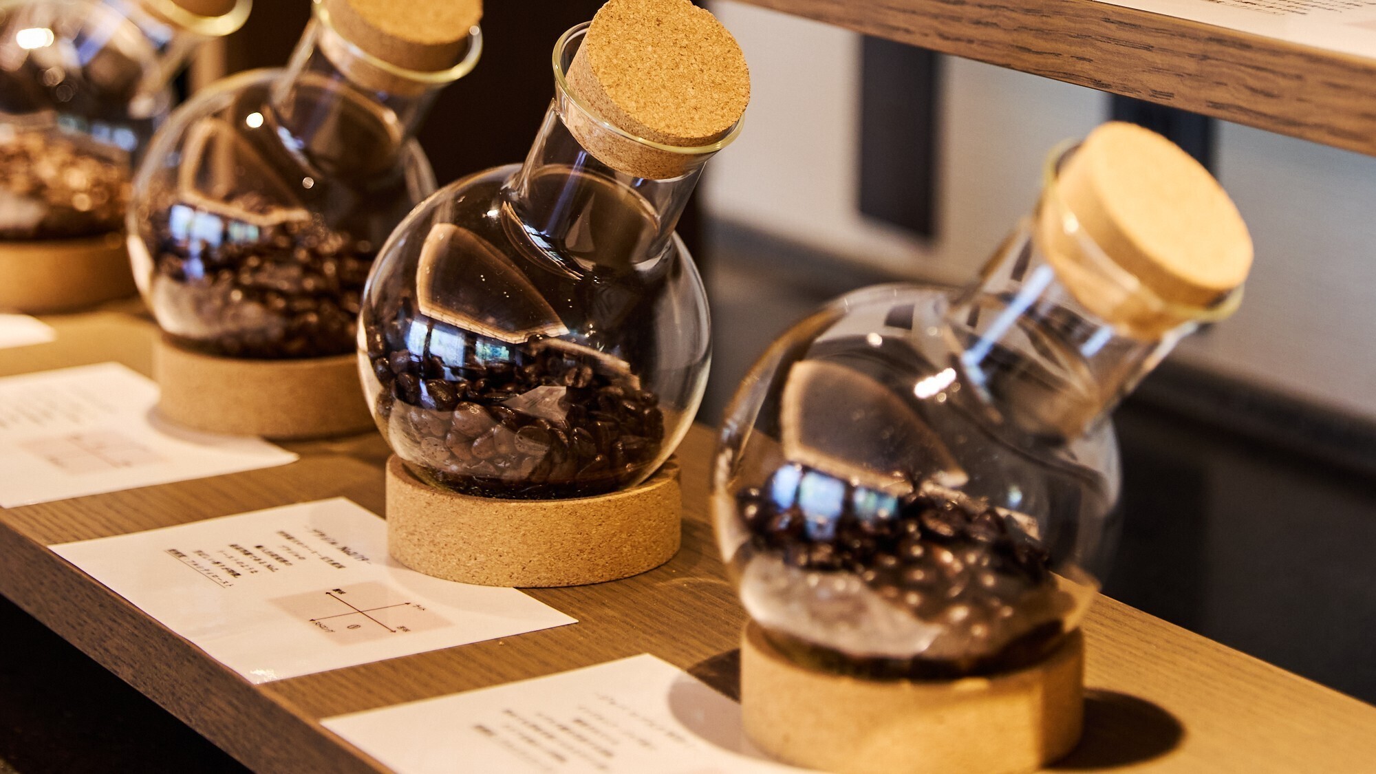 ◆ラウンジ　刻　TOKI｜お好みのコーヒー豆・紅茶をフレンチプレスでご提供。