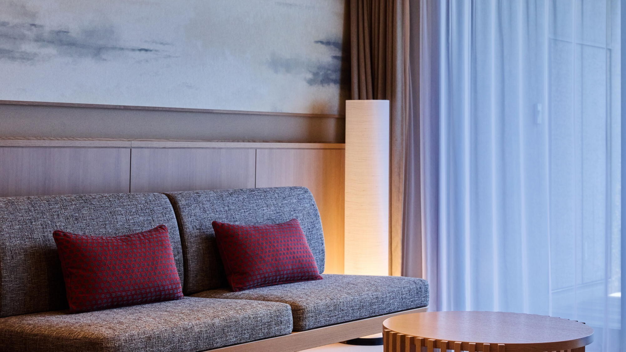 ◆デラックスルーム（和タイプ）｜静かに語りかける、和の美が息づく一室。