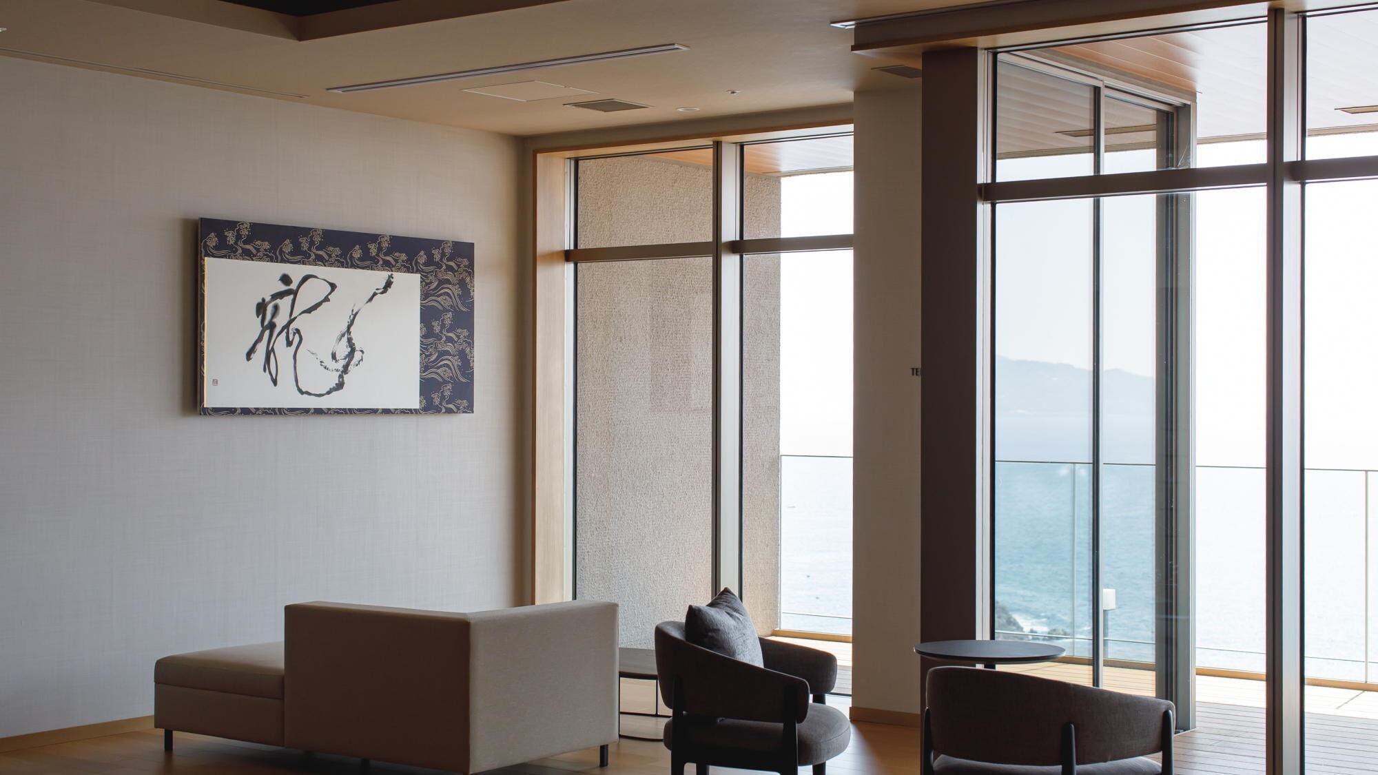 ◆湯上りサロン｜温まった身体をゆっくりと静める空間。