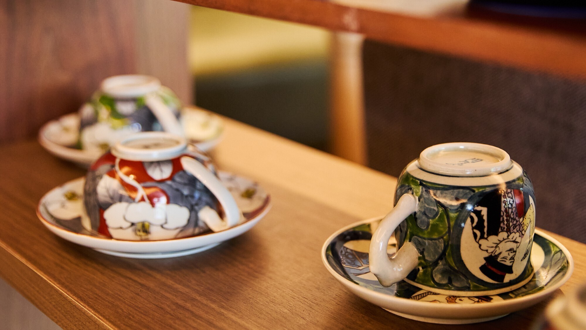 ◆ラウンジ　刻　TOKI｜お好みのカップやスイーツとともに、かけがえのない一刻一刻を過ごす。