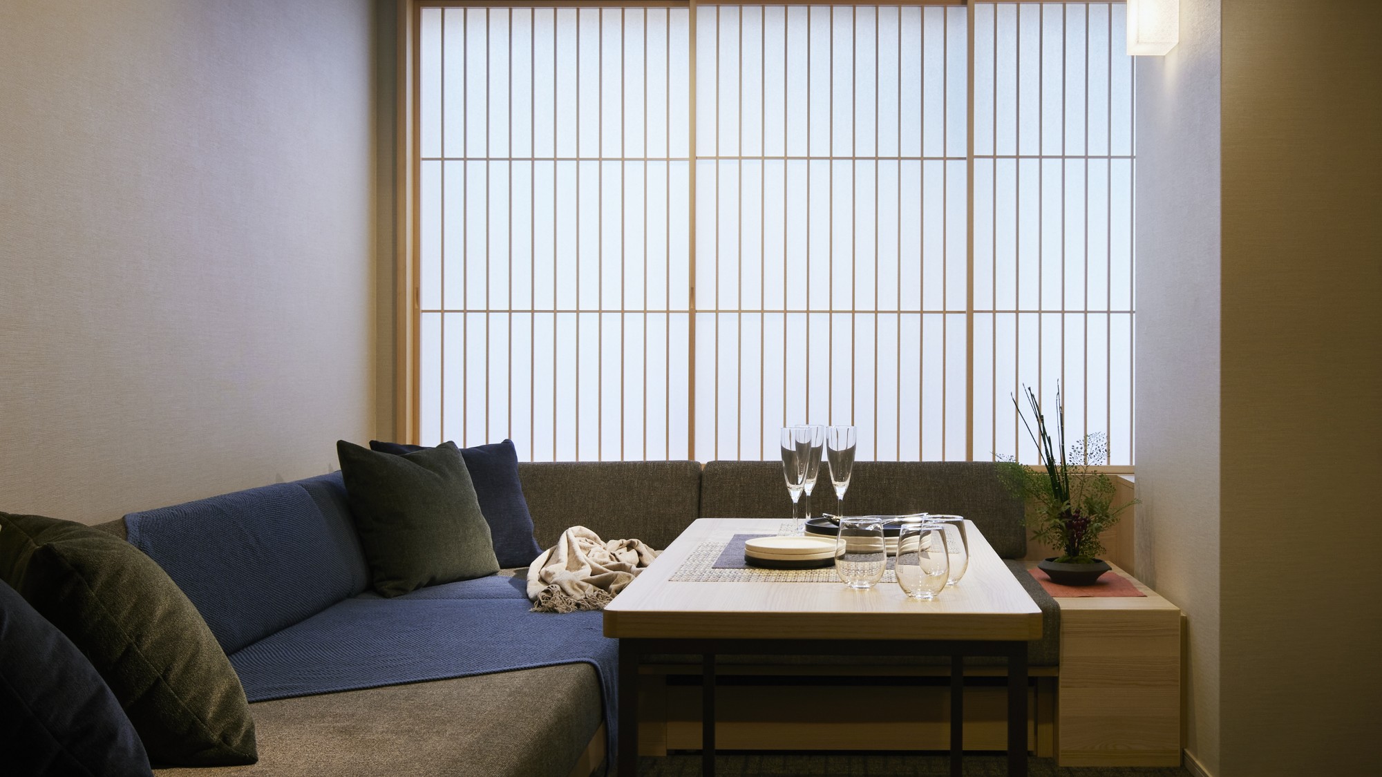 Family Suite 1 Bedroom 5 Beds