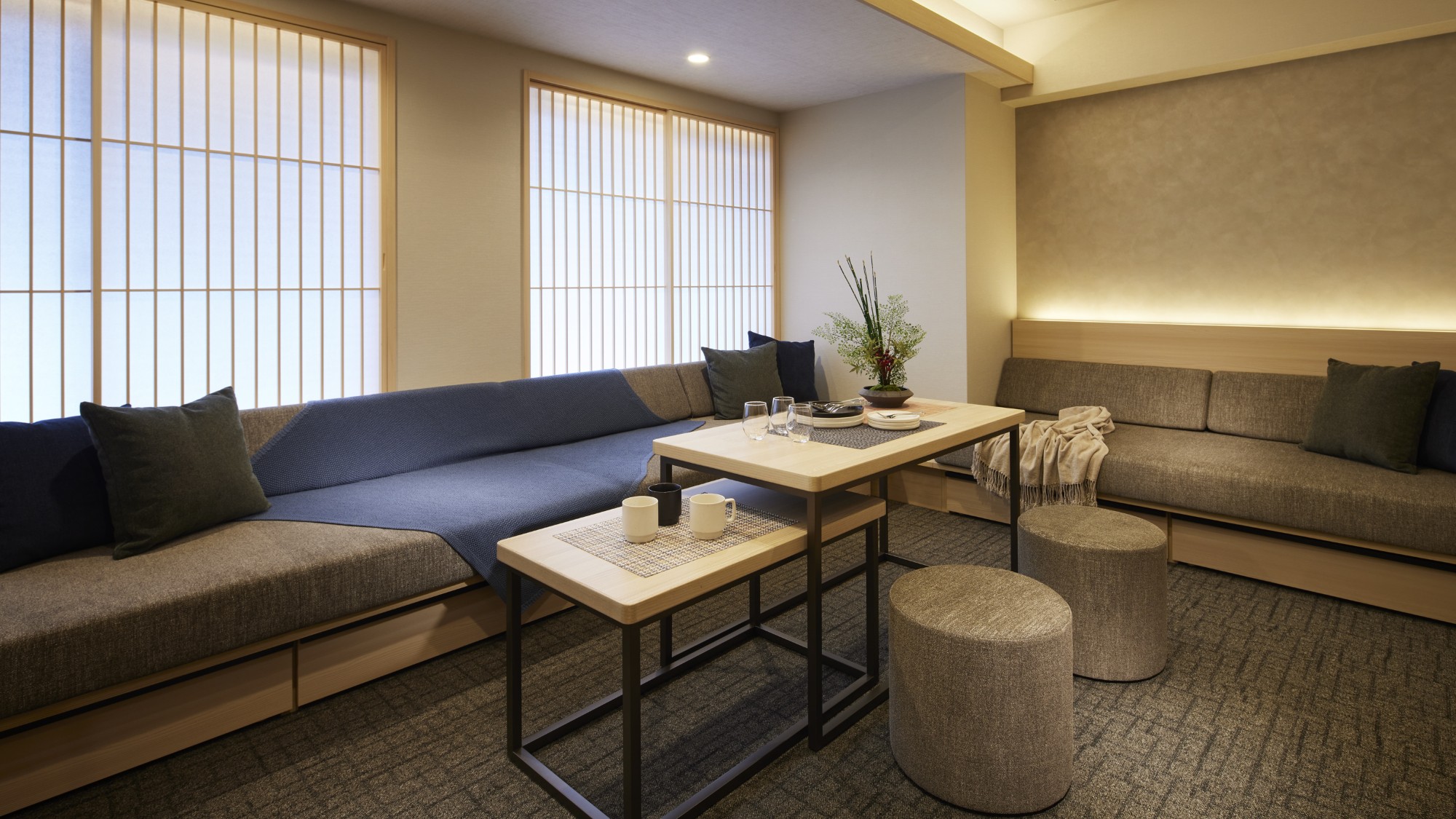 Family Suite 1 Bedroom 5 Beds