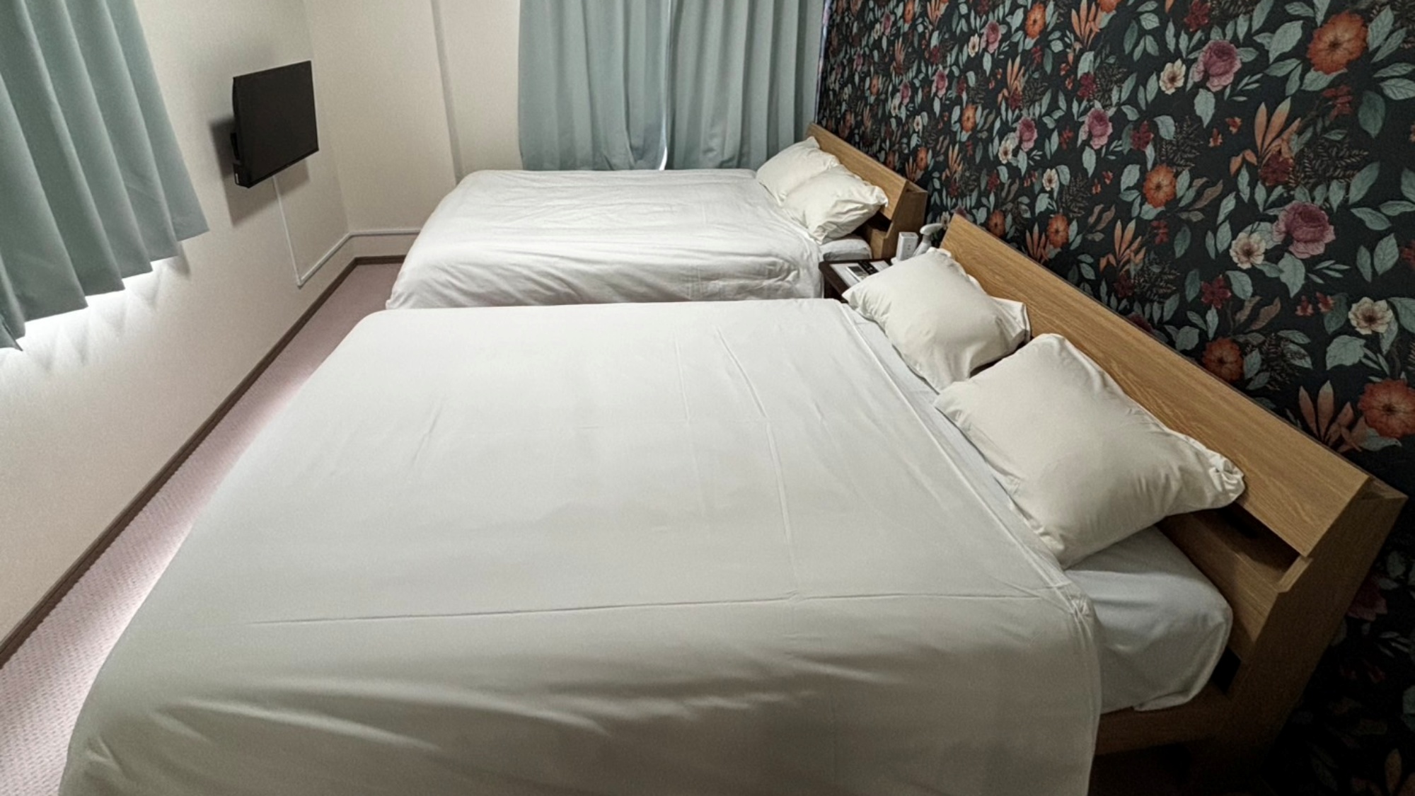 ツインダブルルーム（ダブルベッド2台／定員4名）