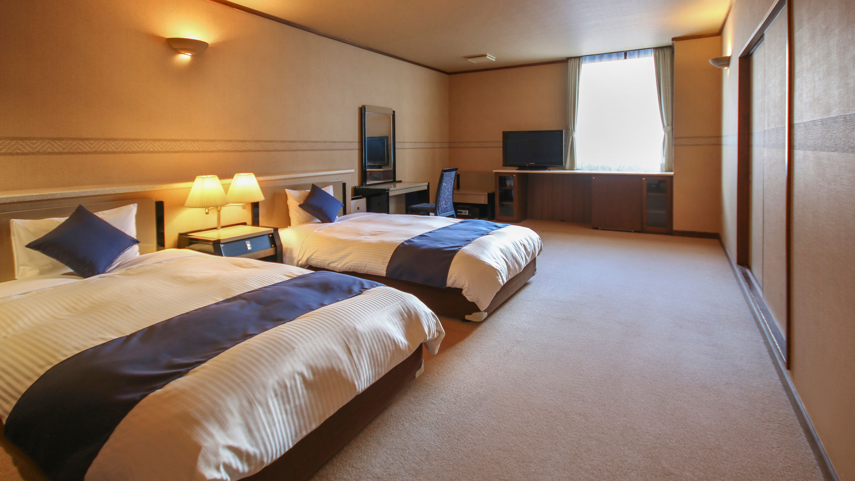 【禁煙】スーペリア和洋室ツイン シャワーのみ(別棟)