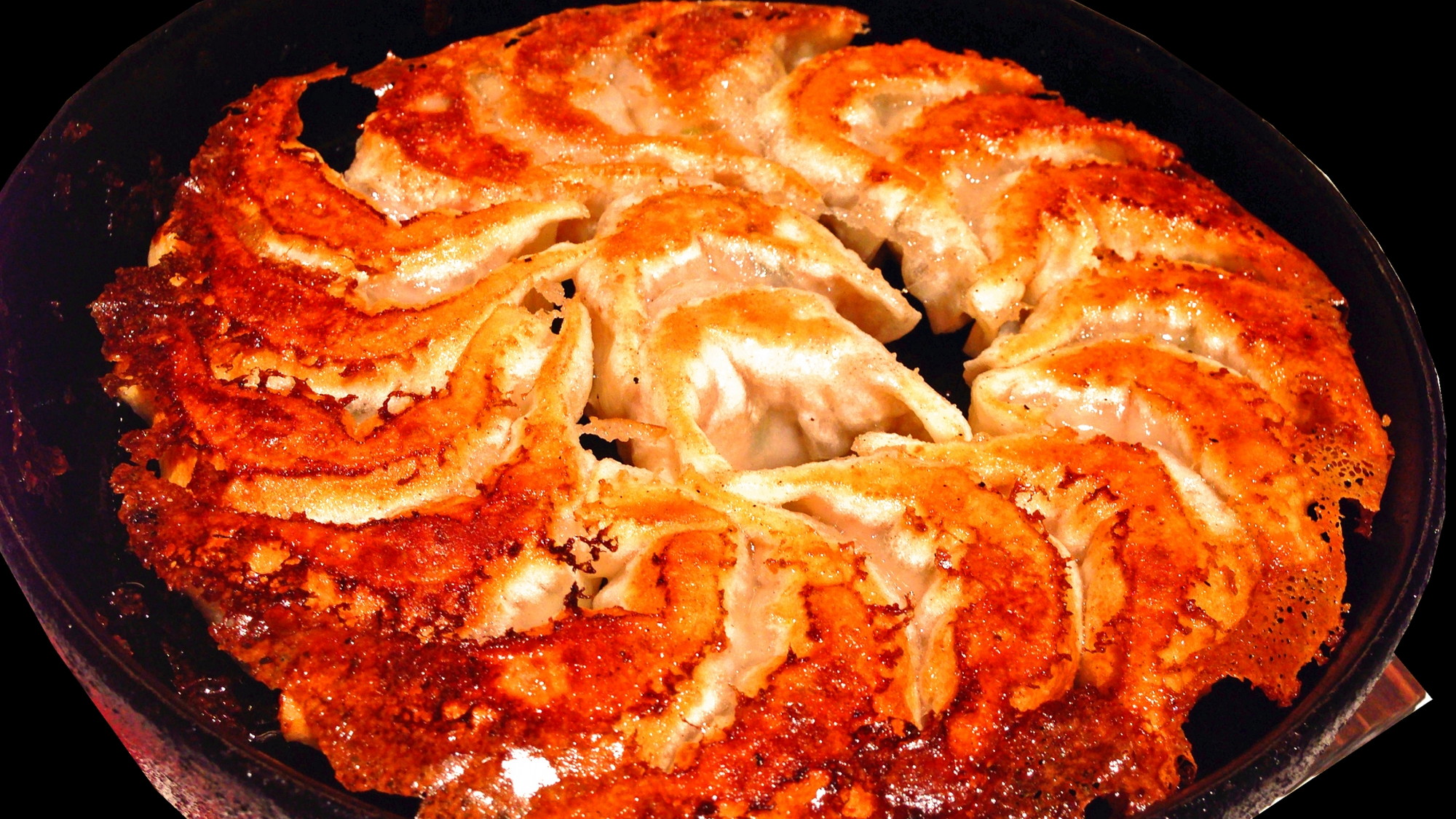 北九州名物　鉄なべ餃子