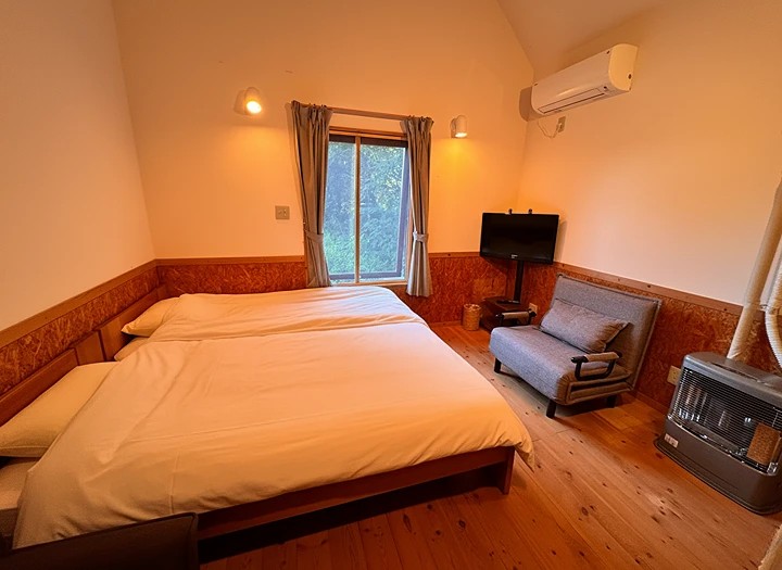 &ldquo;暮らすように泊まる&rdquo;を叶える、薫風舎の快適空間。