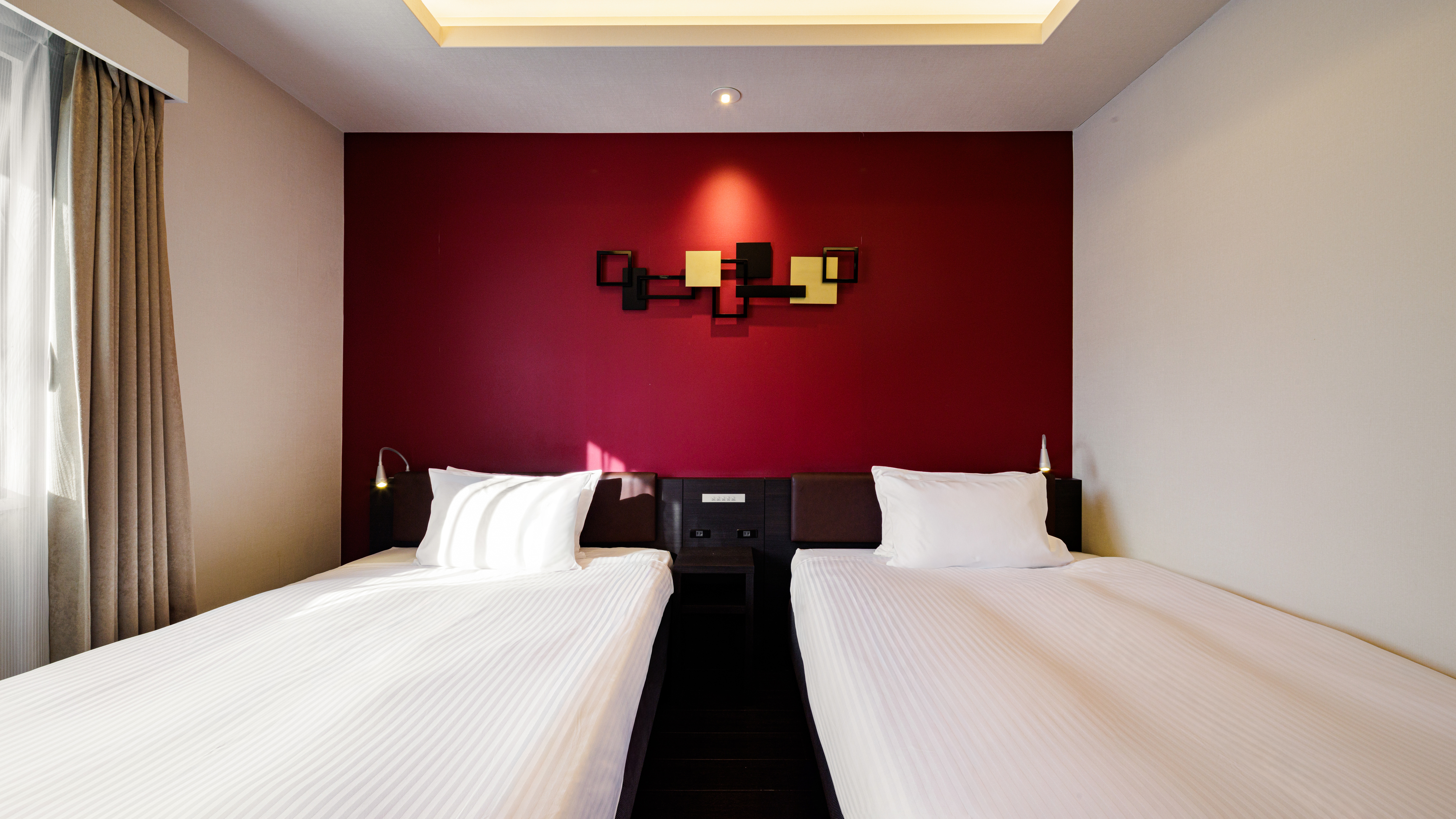 プレミアツイン