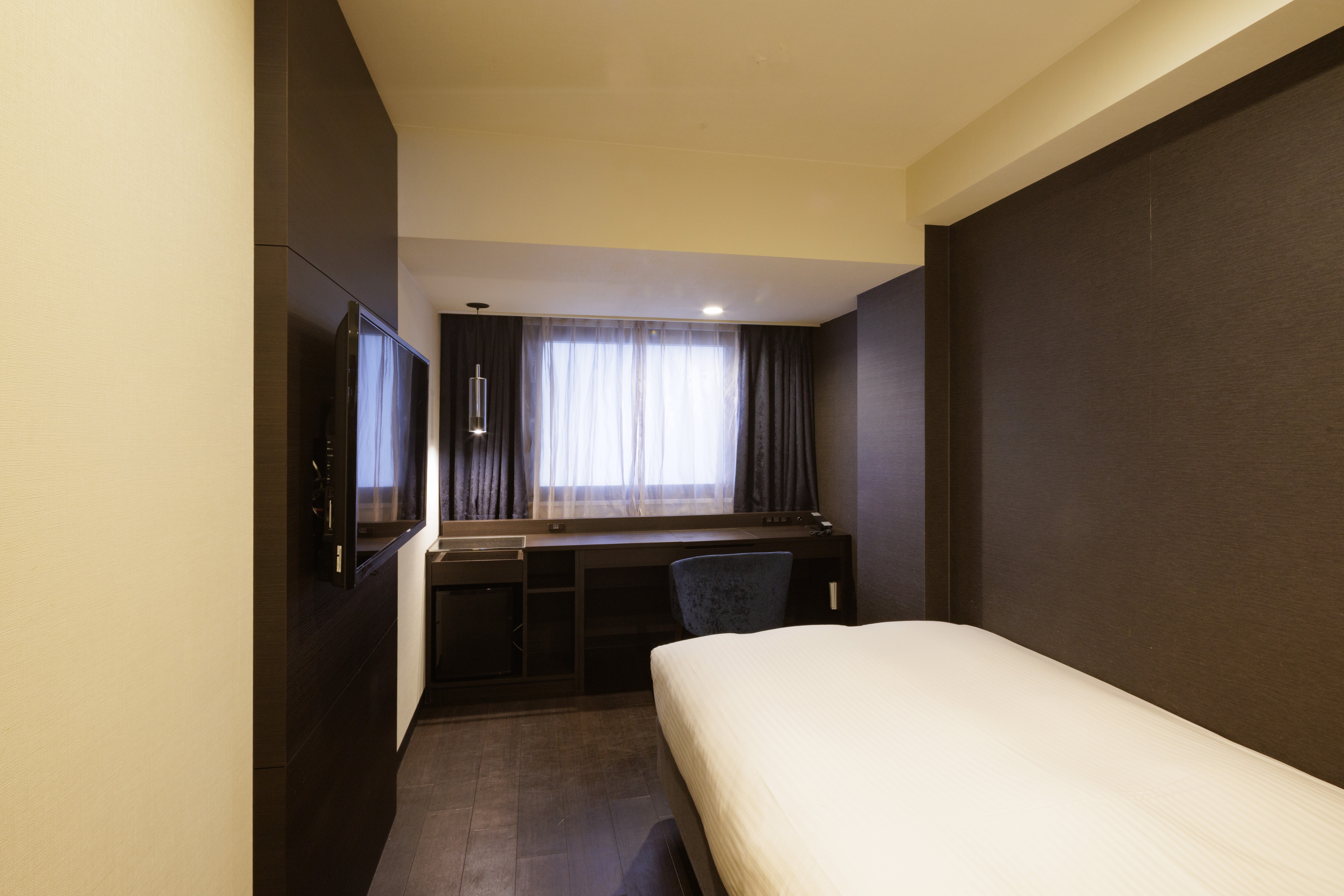 スタンダードセミダブル