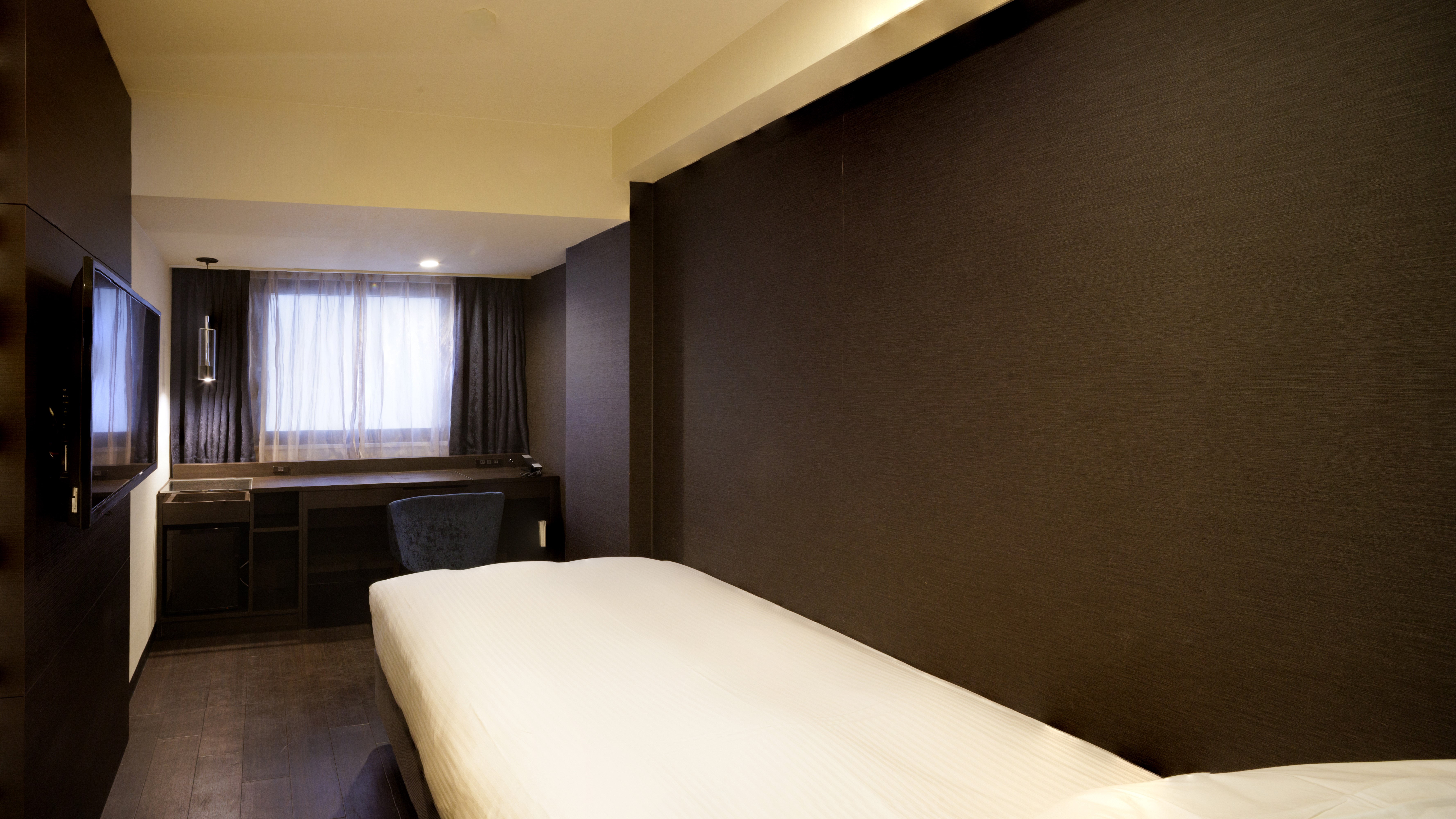 スタンダードセミダブル