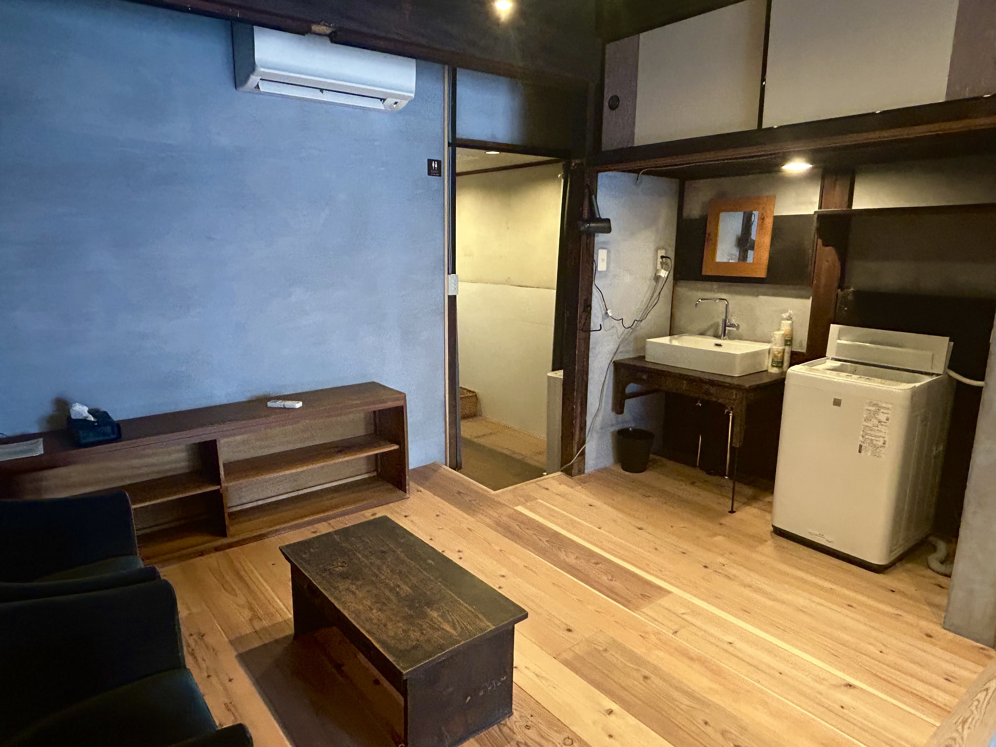 【ダイニング】