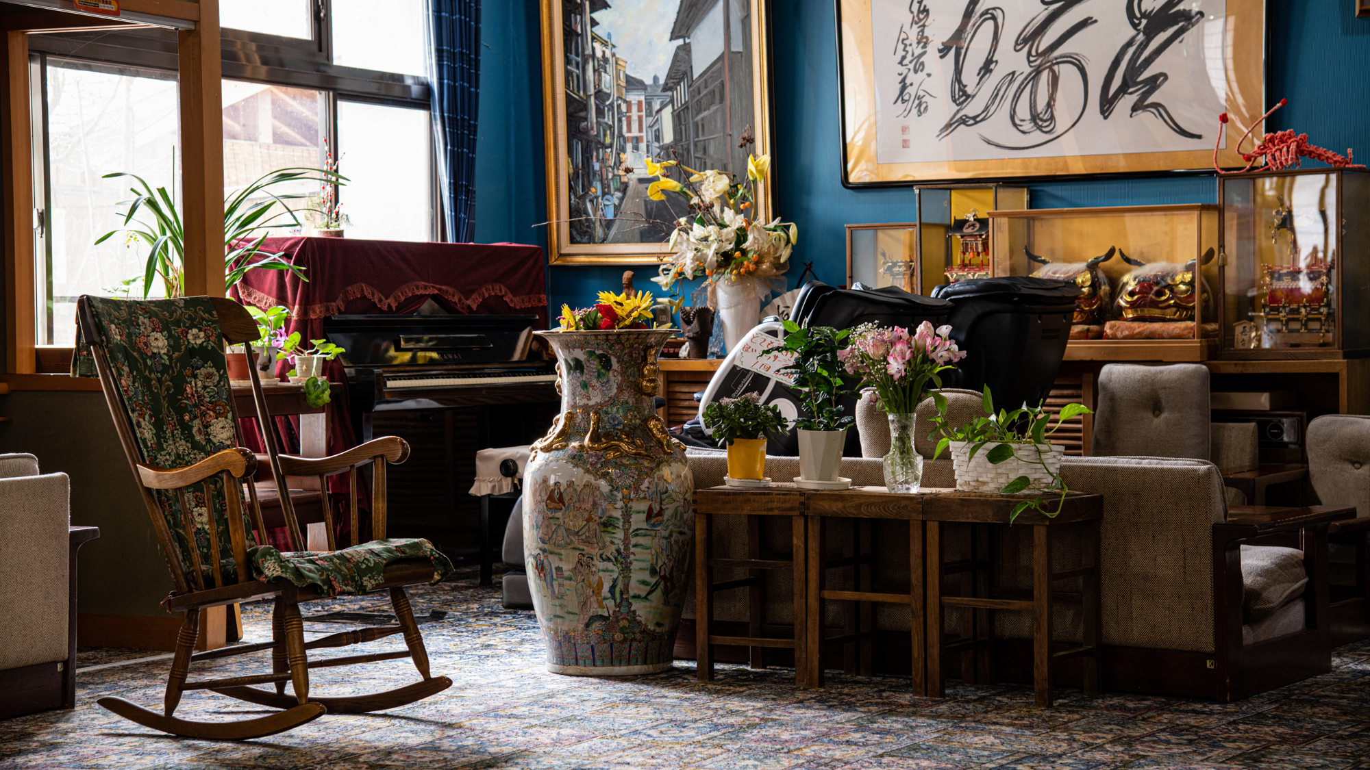 *【ロビー】ピアノが上手な方は是非