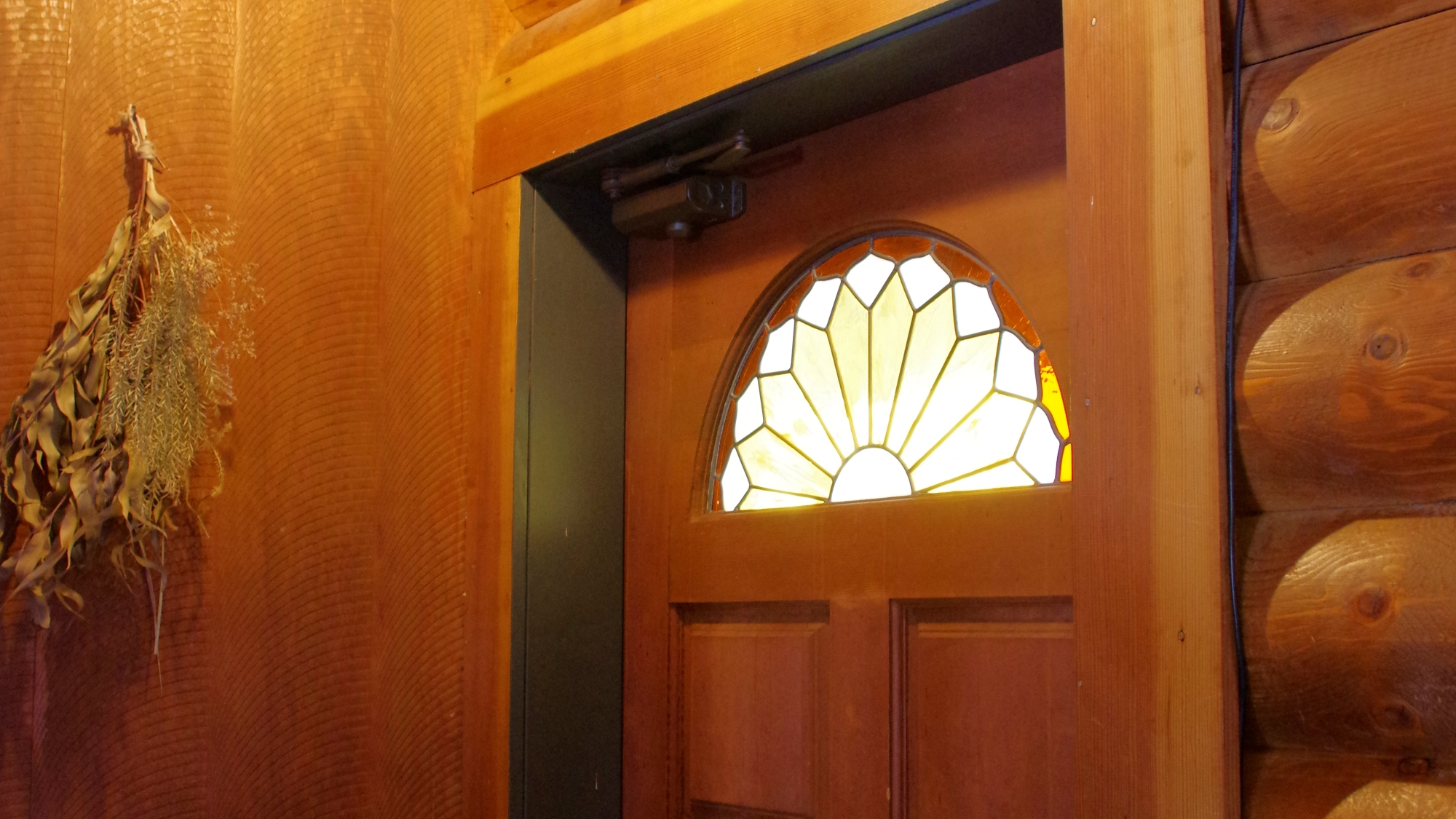 *【部屋】コテージのエントランス