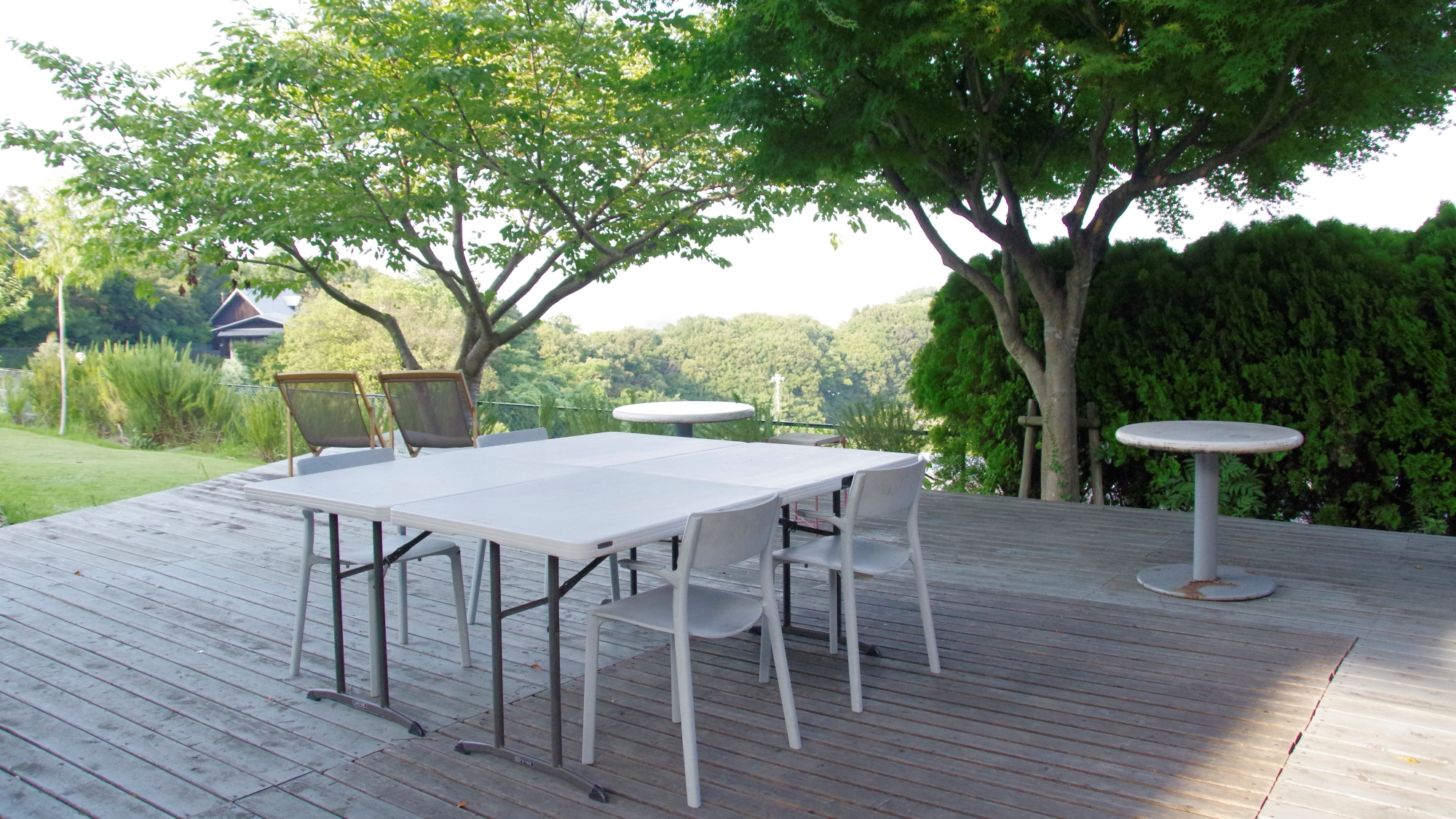 *【部屋】コテージのデッキにてBBQなどお楽しみください