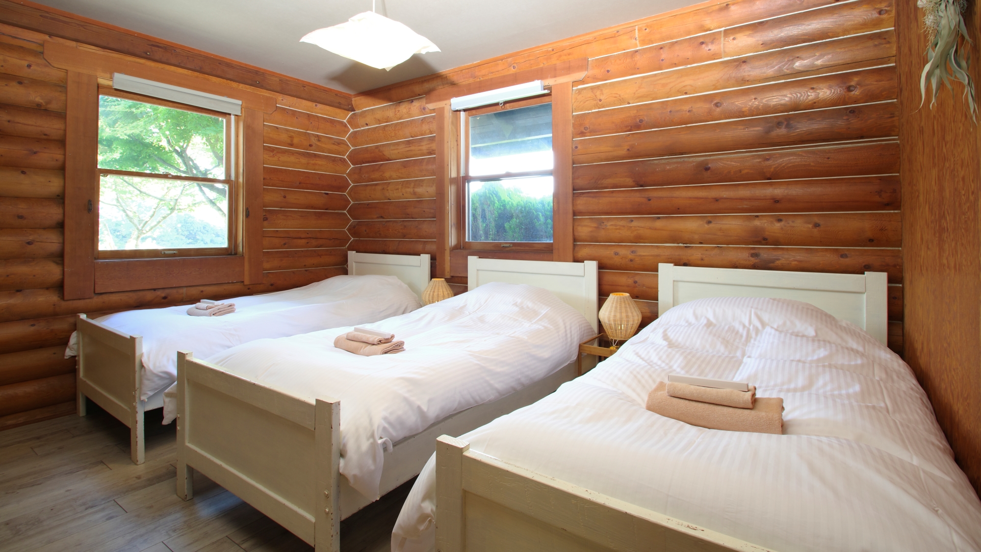 *【部屋】コテージのベッドルーム