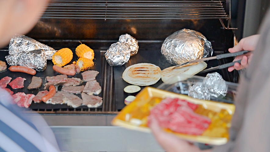 *【過ごし方】BBQ食事風景