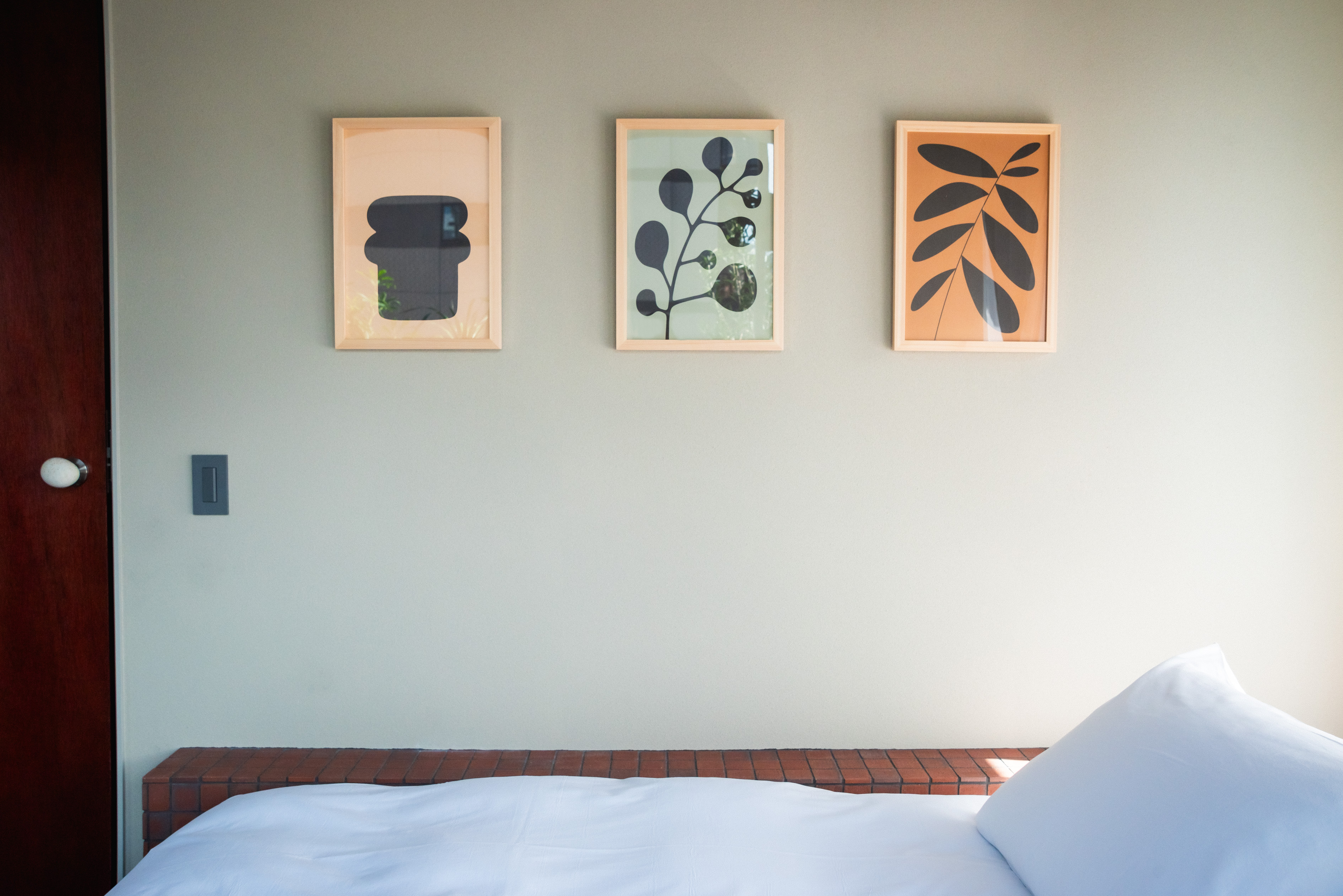 Studio Queen w/bathtab