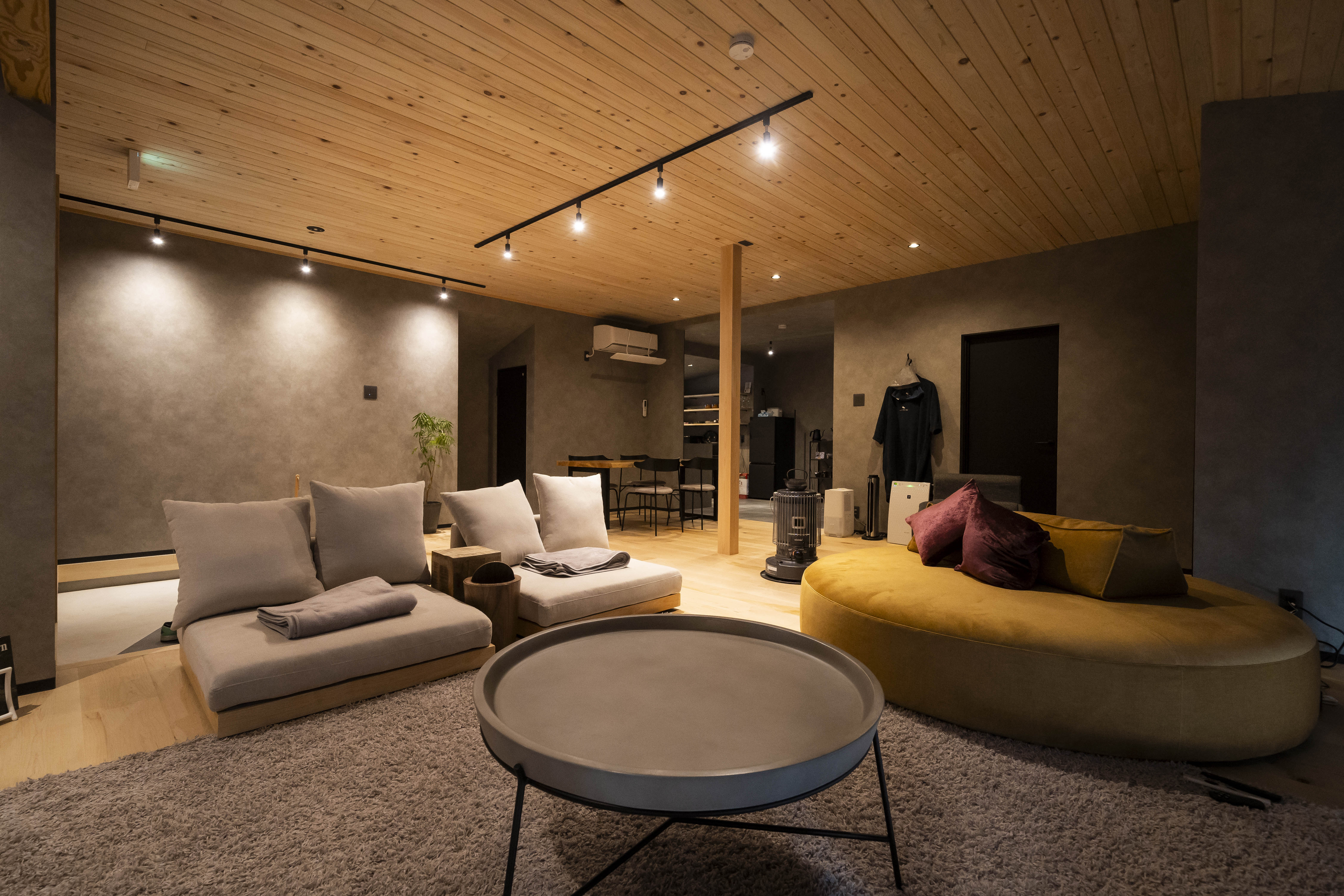 広々としたリビングスペース