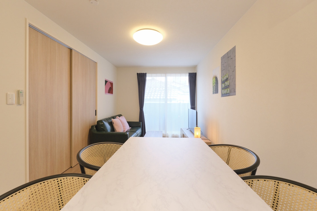 A*下北沢駅から徒歩3分/渋谷・新宿・吉祥寺まで1本/4名収容/Wi-Fi完備/素泊まりプラン